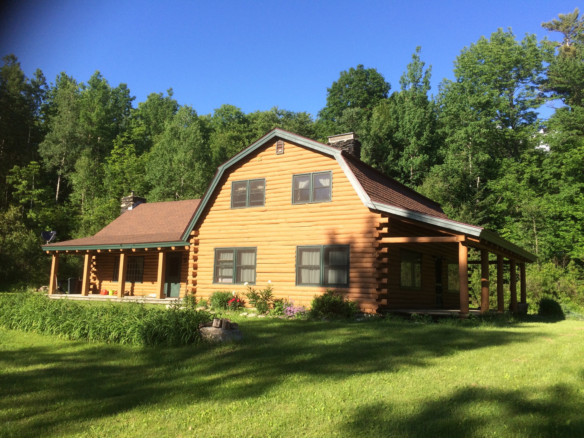 THE CABIN....a Vermont log home