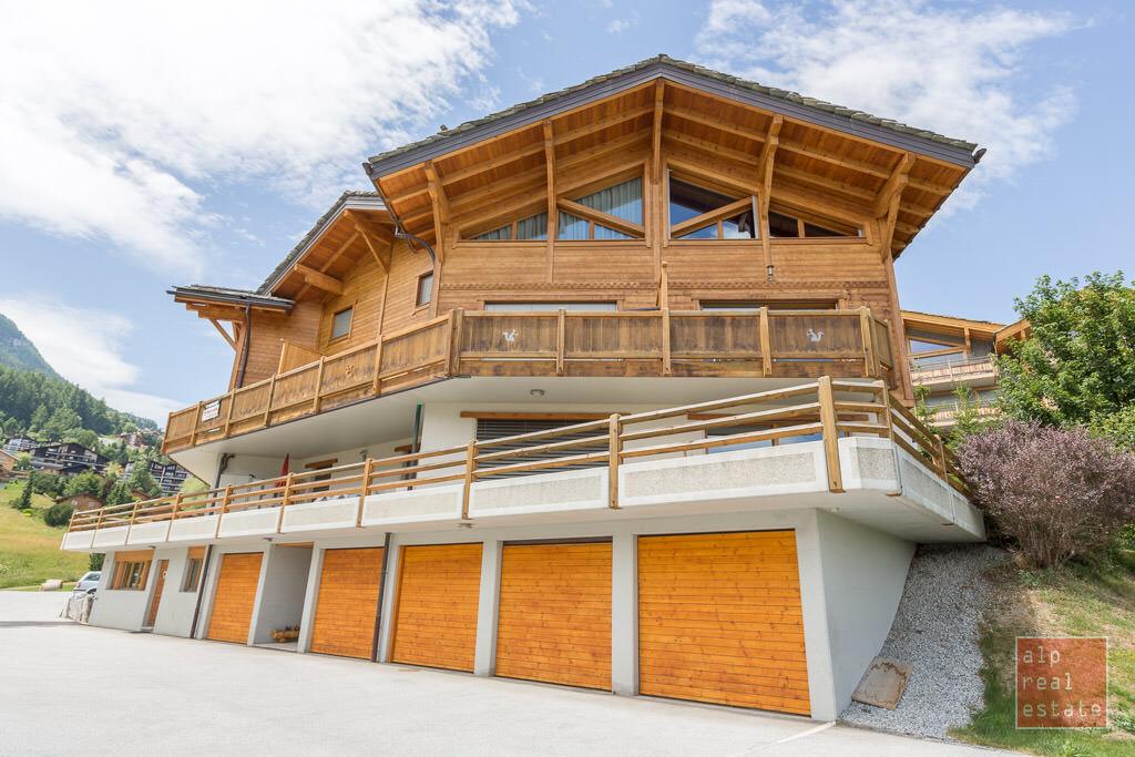 Spacious 3 Bedroom Duplex Apartment In Nendaz