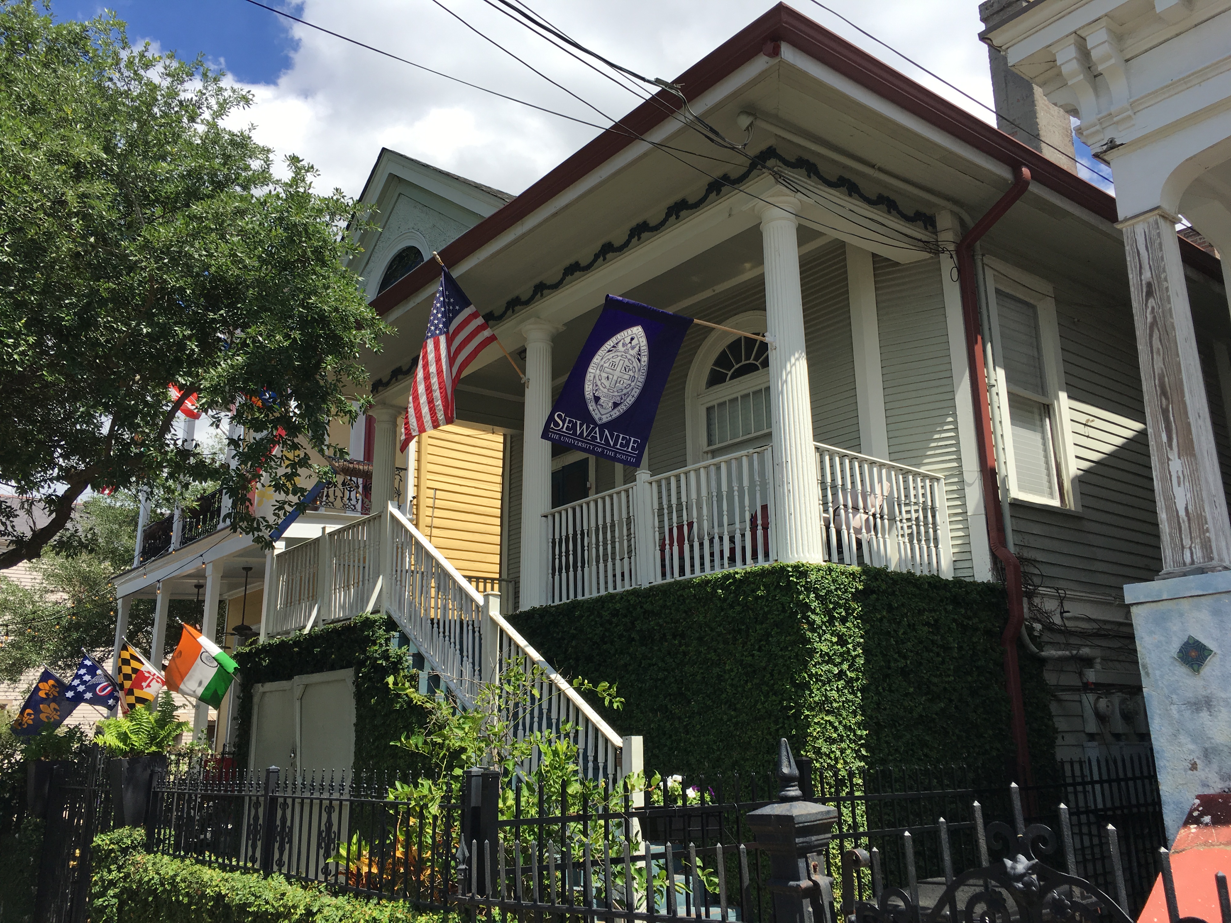 Ground Floor Apartment/2 blocks to Green Streetcar in Central City, New Orleans
