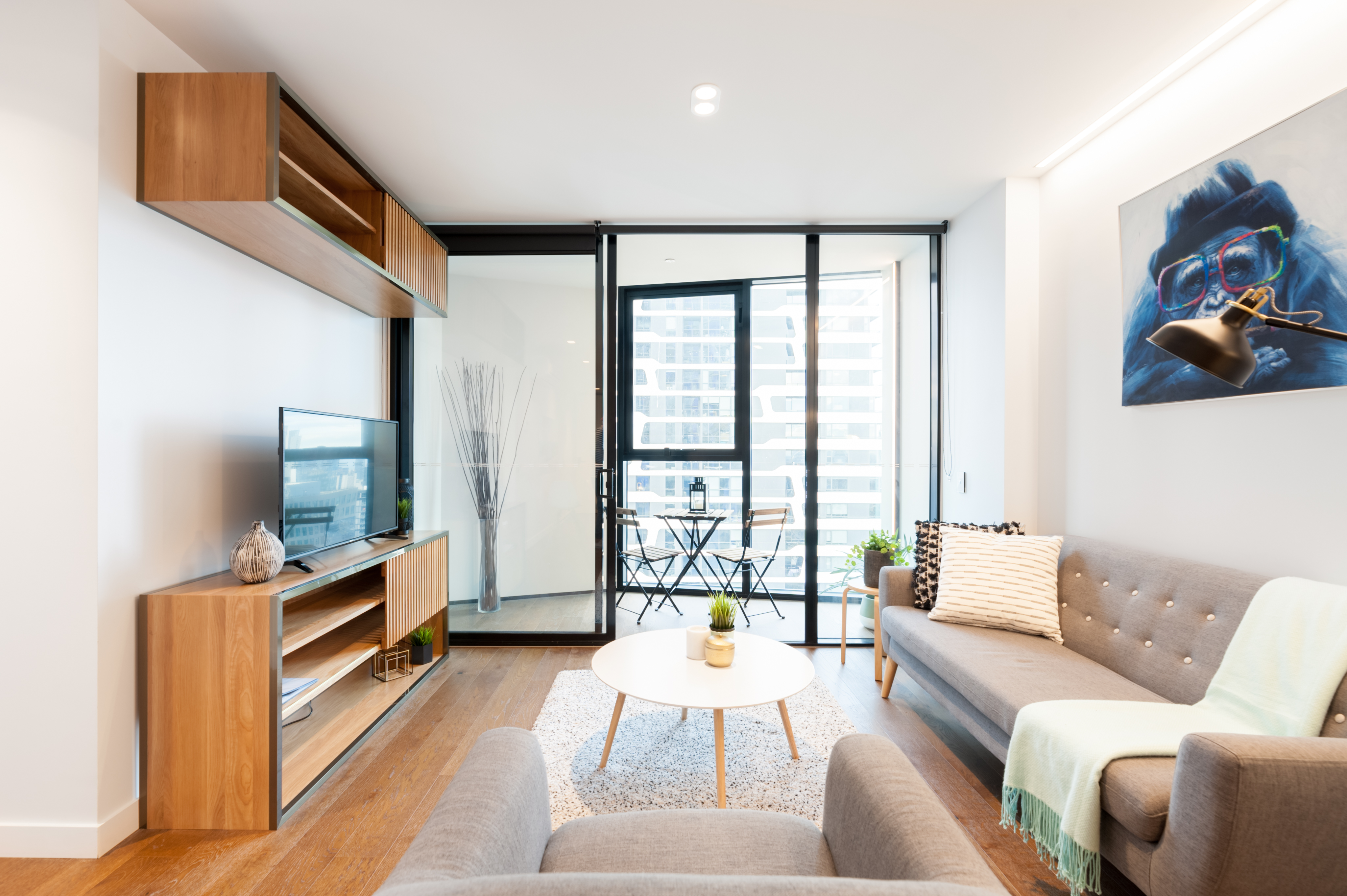 Stunning Apartment Close to Queen Victoria Markets