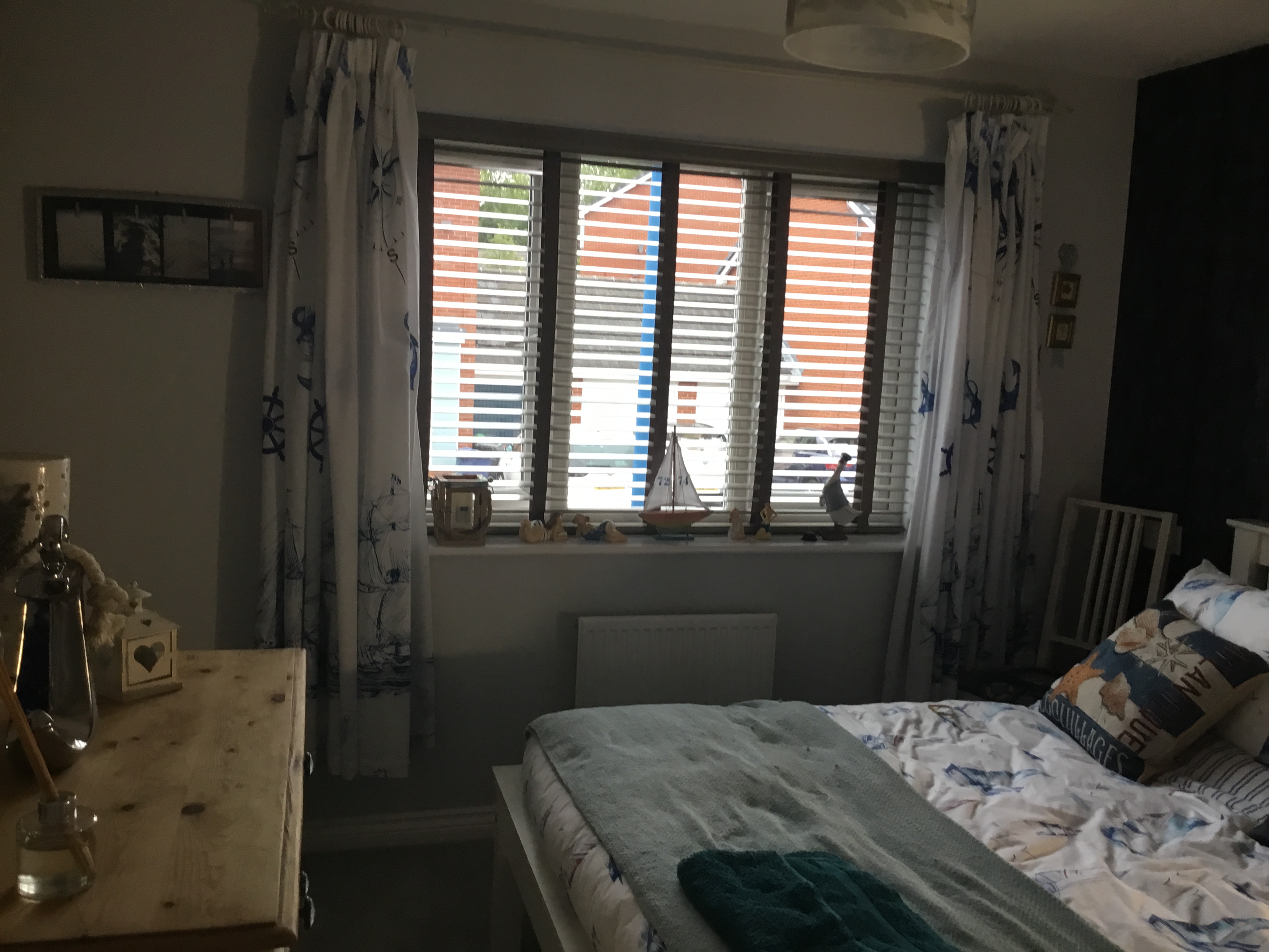 Seaside themed room in heart of the West Midlands. Houses for Rent in