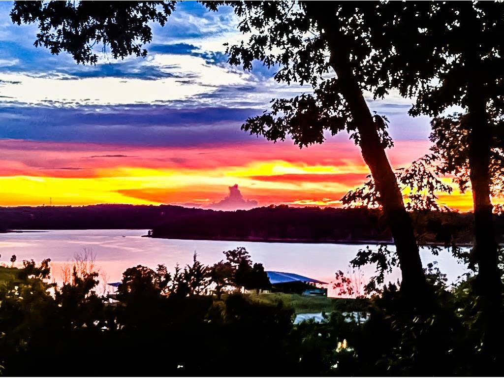 The Perch on Beaver Lake Houses for Rent in Rogers, Arkansas, United