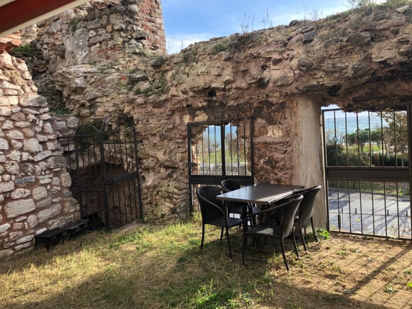 2+1 Sea view and Private Garden in Old City