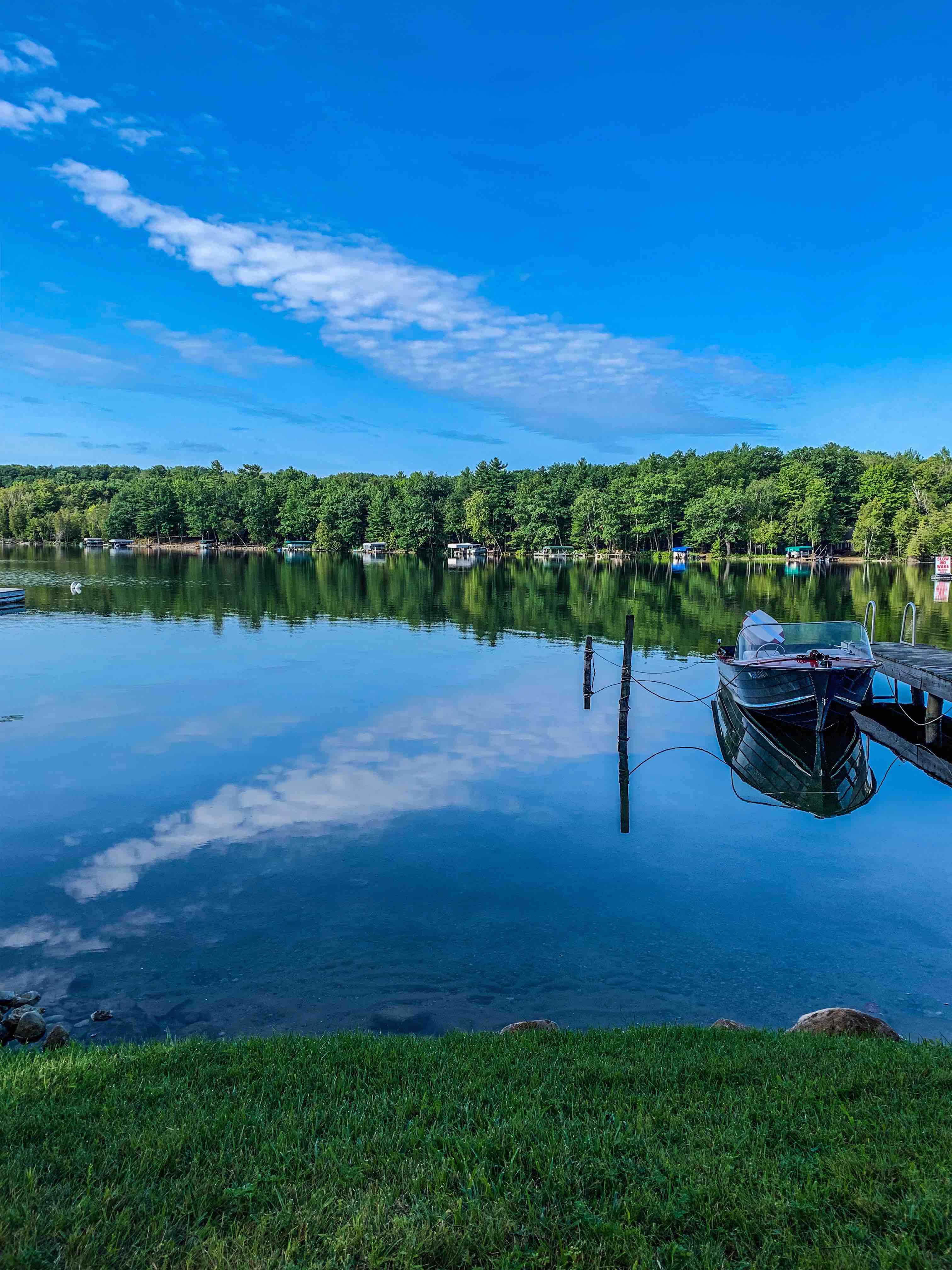 3rd Night FreeClam Lake CottageTorch Lake Access Houses for Rent in Bellaire, Michigan