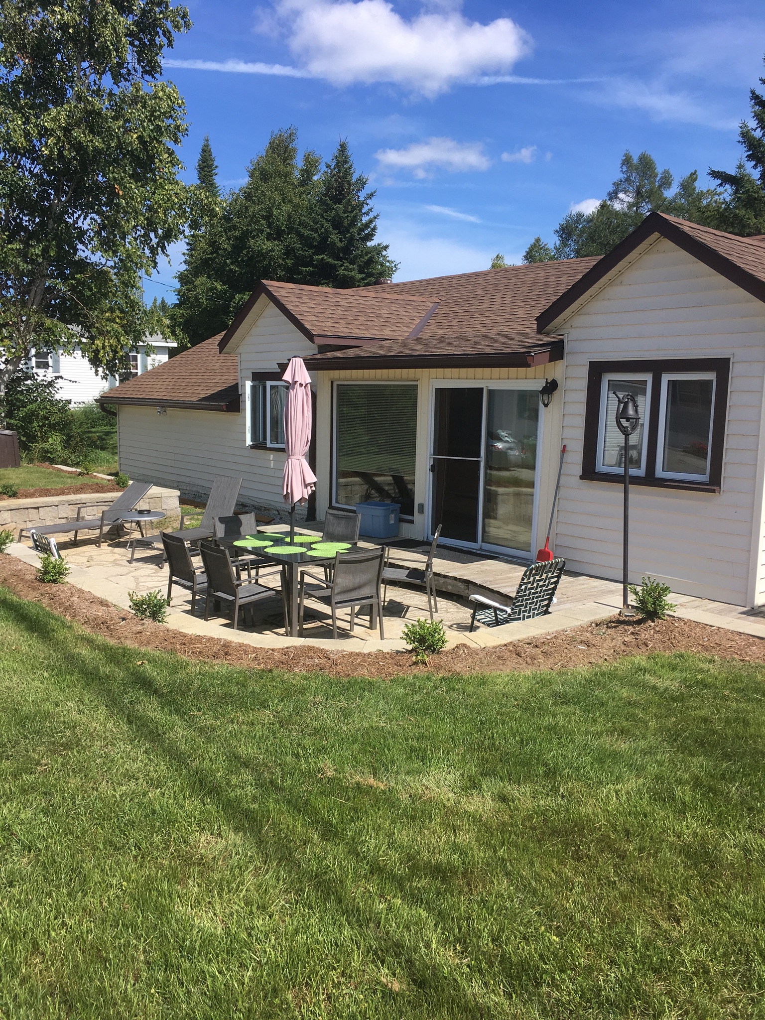 Large Family Cottage in Sauble Beach