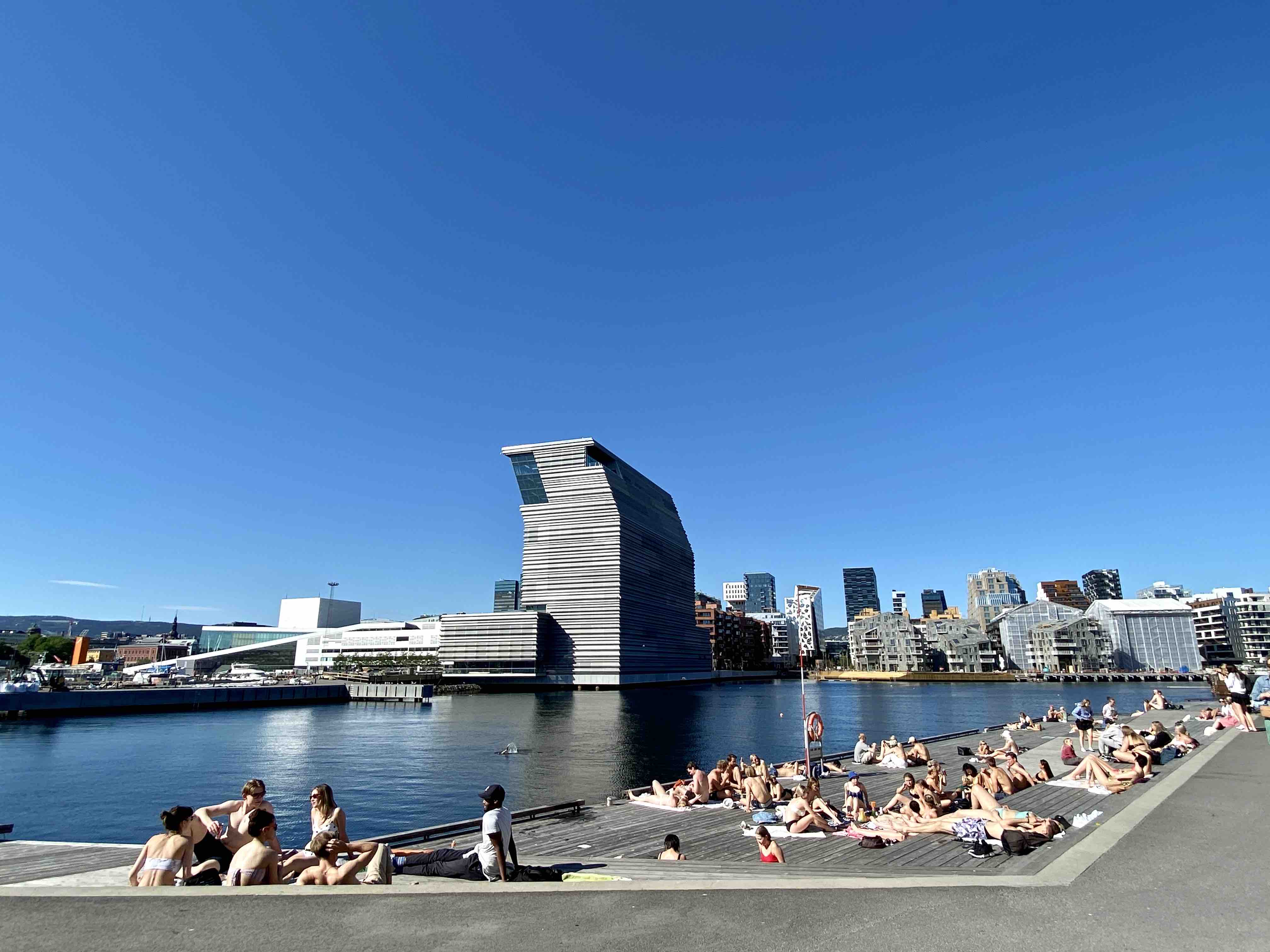 Walking distance to the best of Oslo (and 2 baths) in Gamle Oslo, Oslo