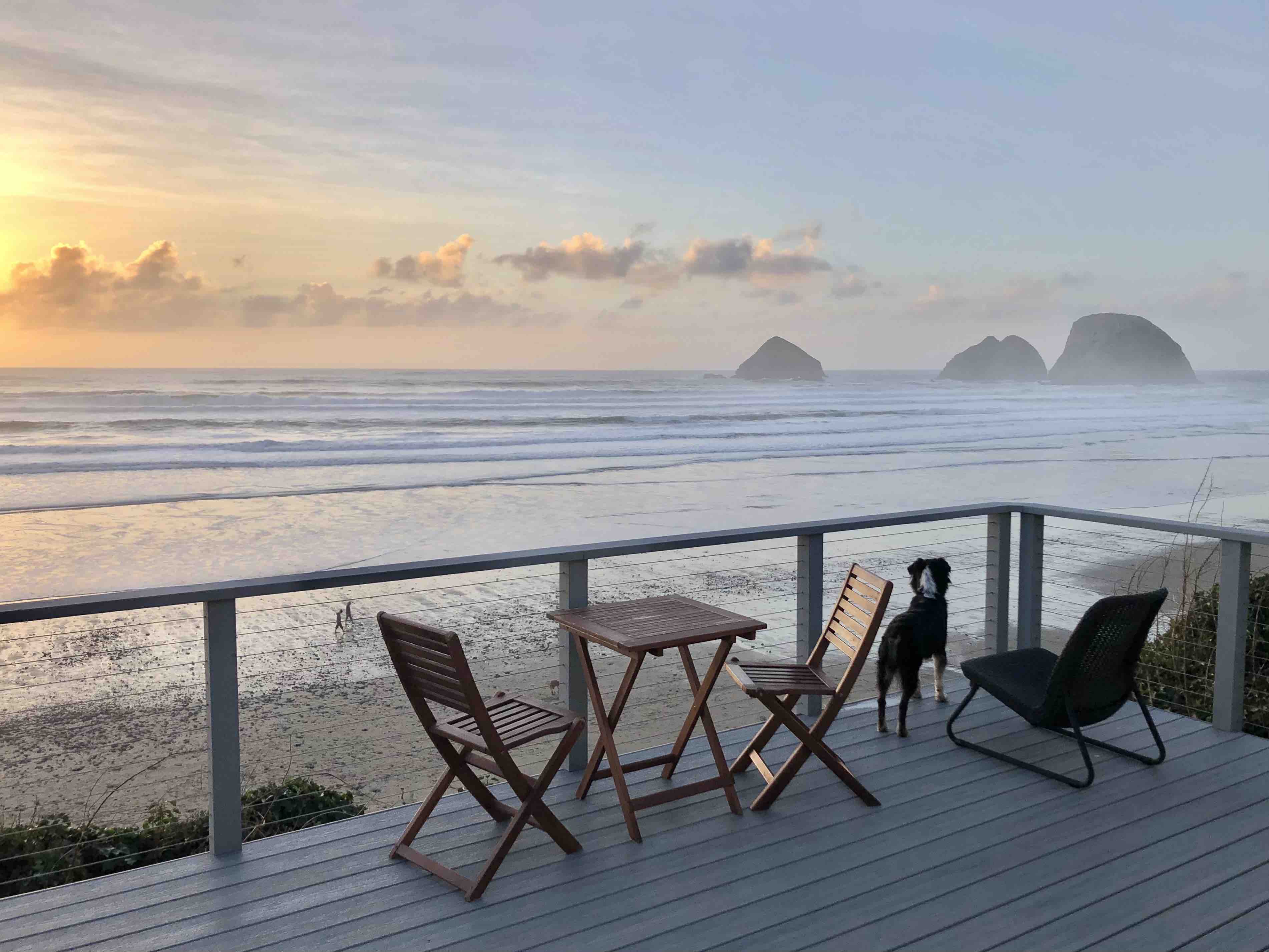 Oceanside Beachfront Bungalow Cottages for Rent in Tillamook, Oregon