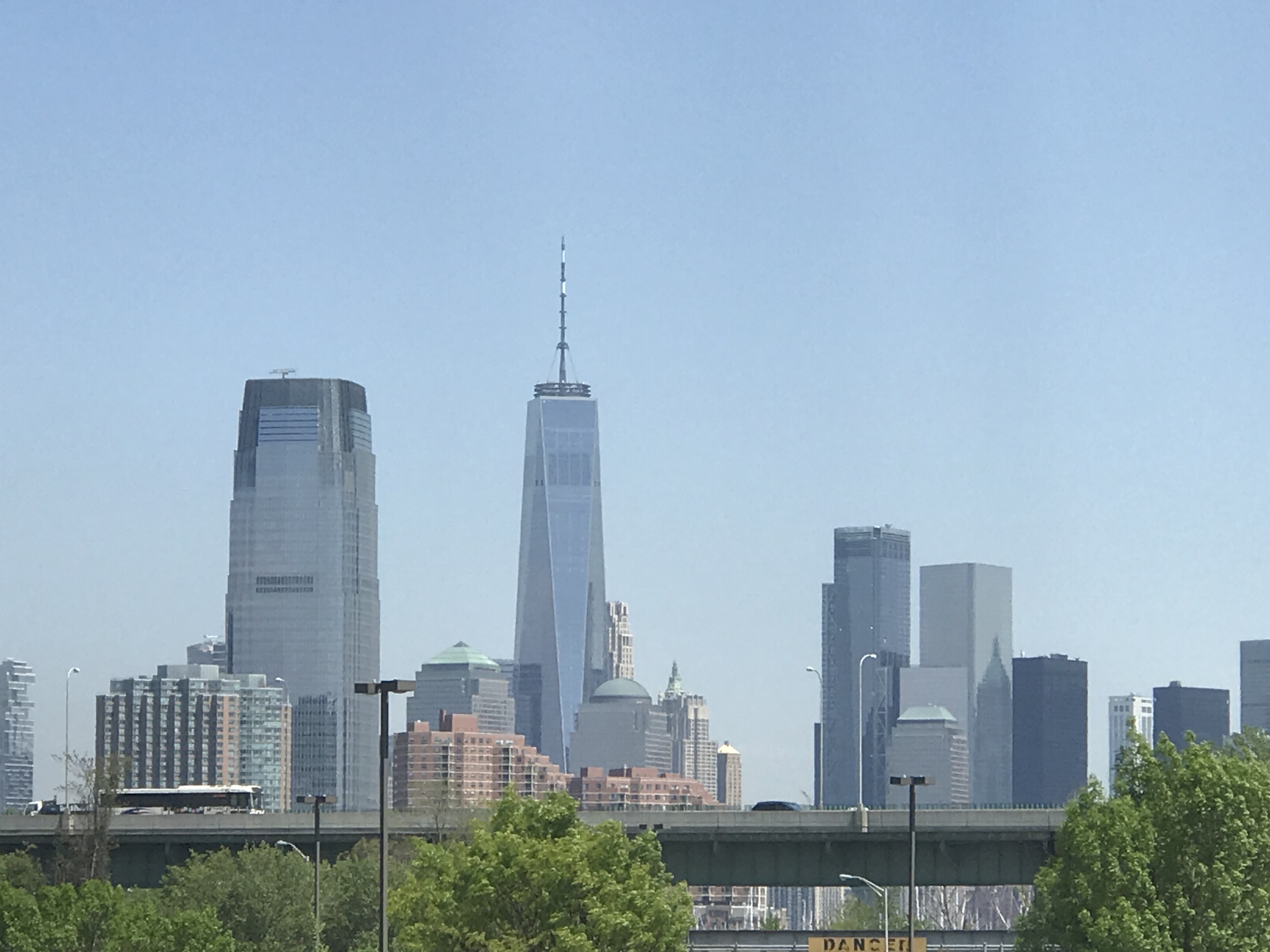 Private Apartment with NYC VIEWS right outside NYC in Ward F (councilmember Jermaine D. Robinson), Jersey City