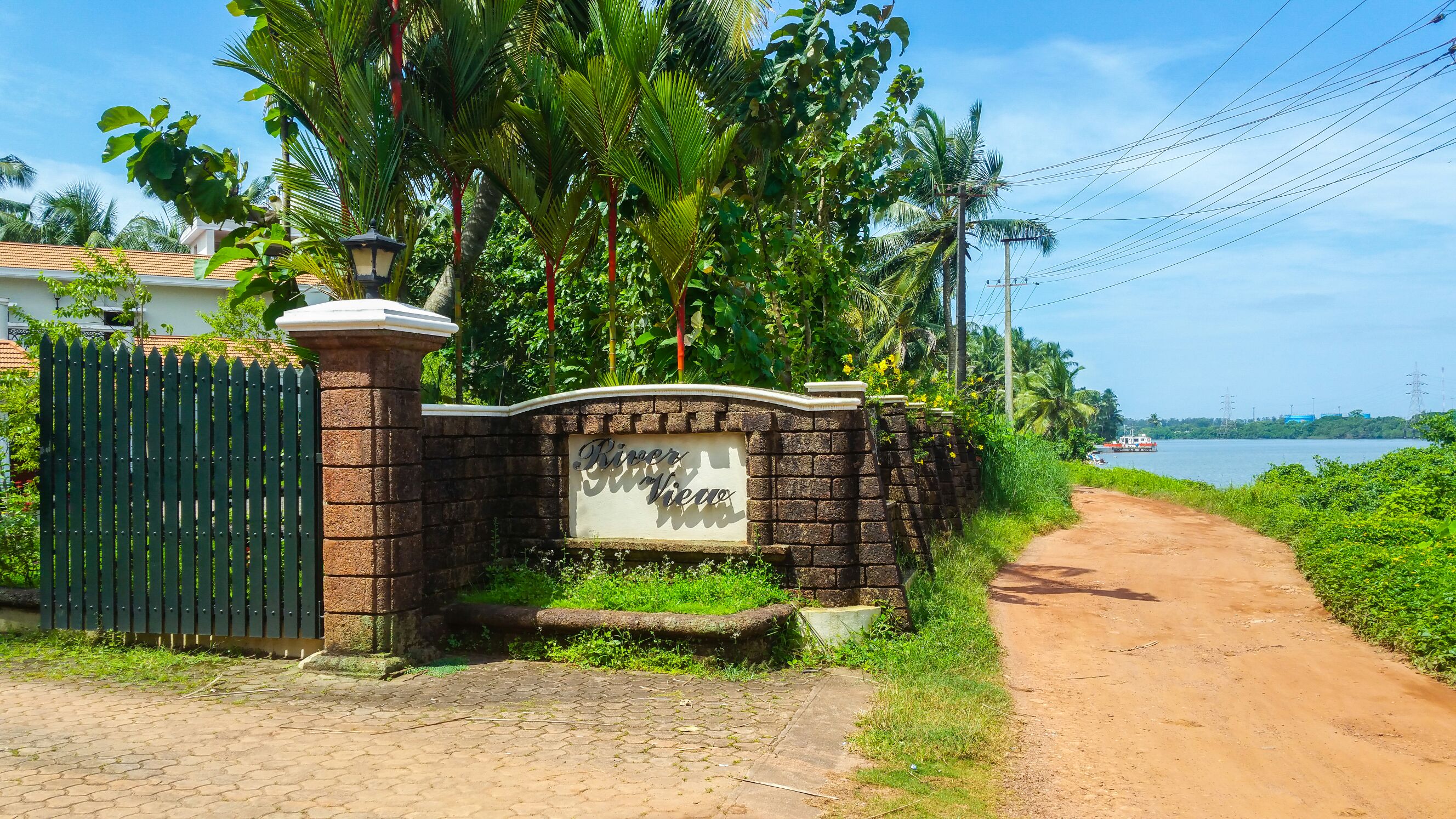 River view Guest House Kavitha Residency Bungalows for Rent in