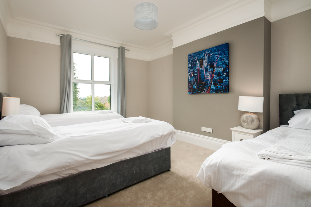 The Grange, nr Bath, hottub games rm, home cinema Houses for Rent in