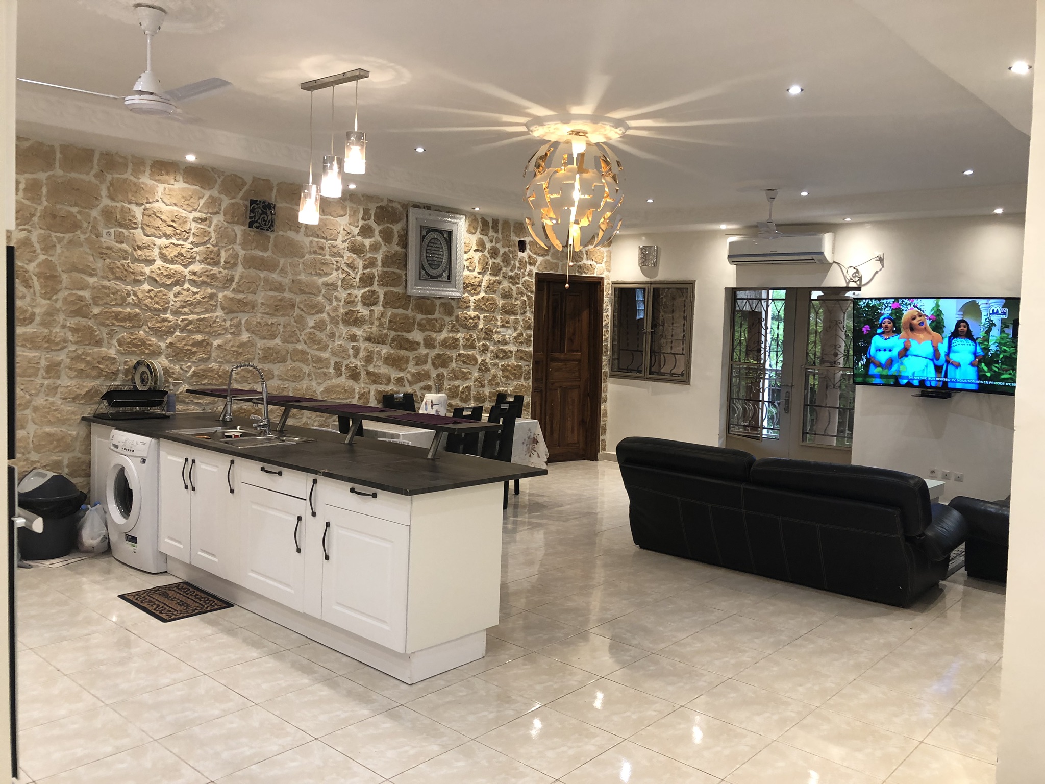 Mendy Residence