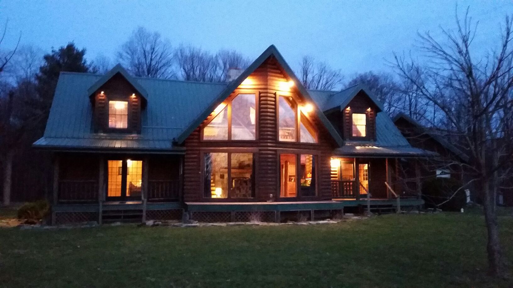 The Lodge on Pine Ridge Houses for Rent in Emlenton, Pennsylvania