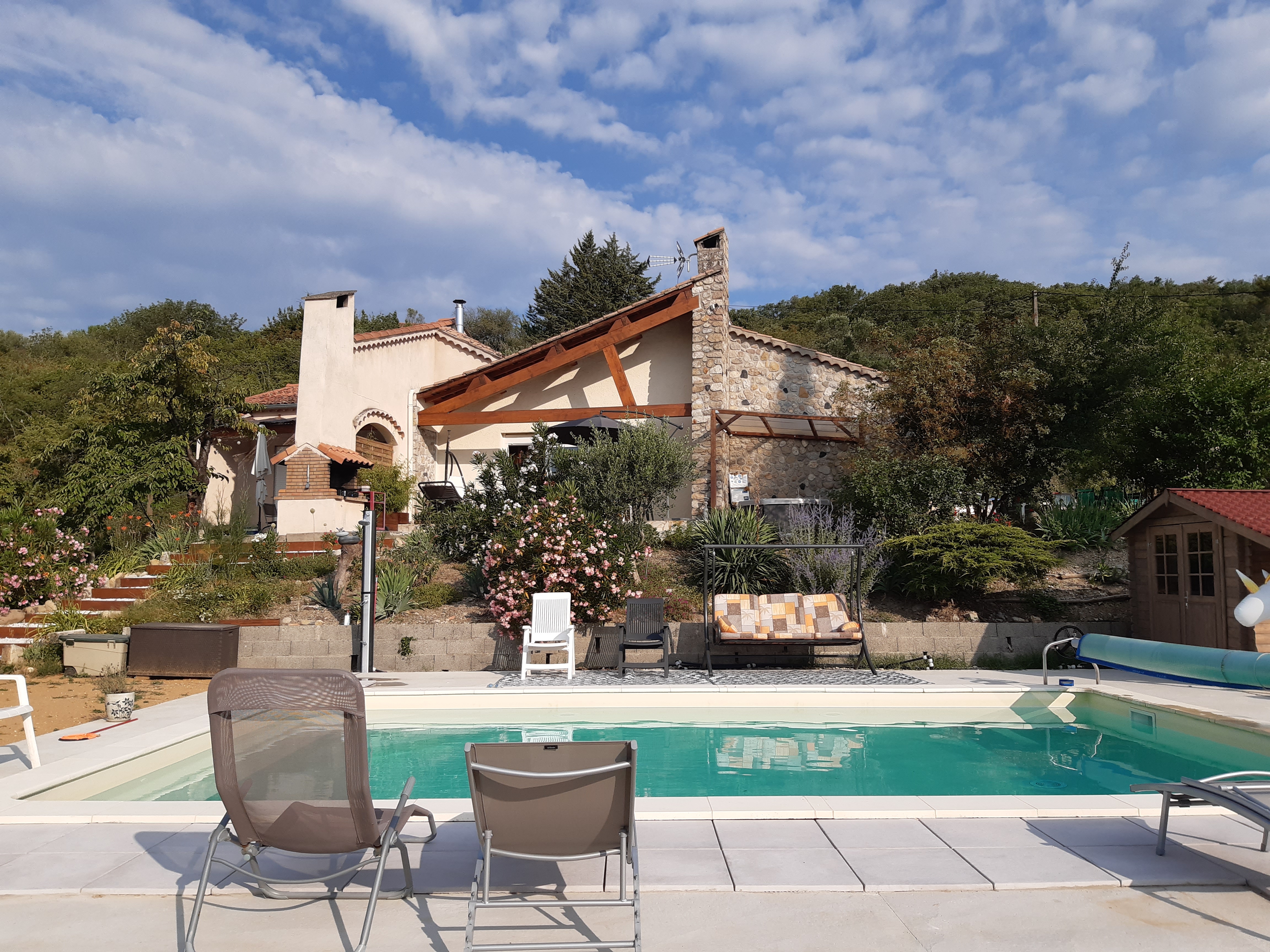 Terraced STUDIO - enclosed land. Summer swimming pool