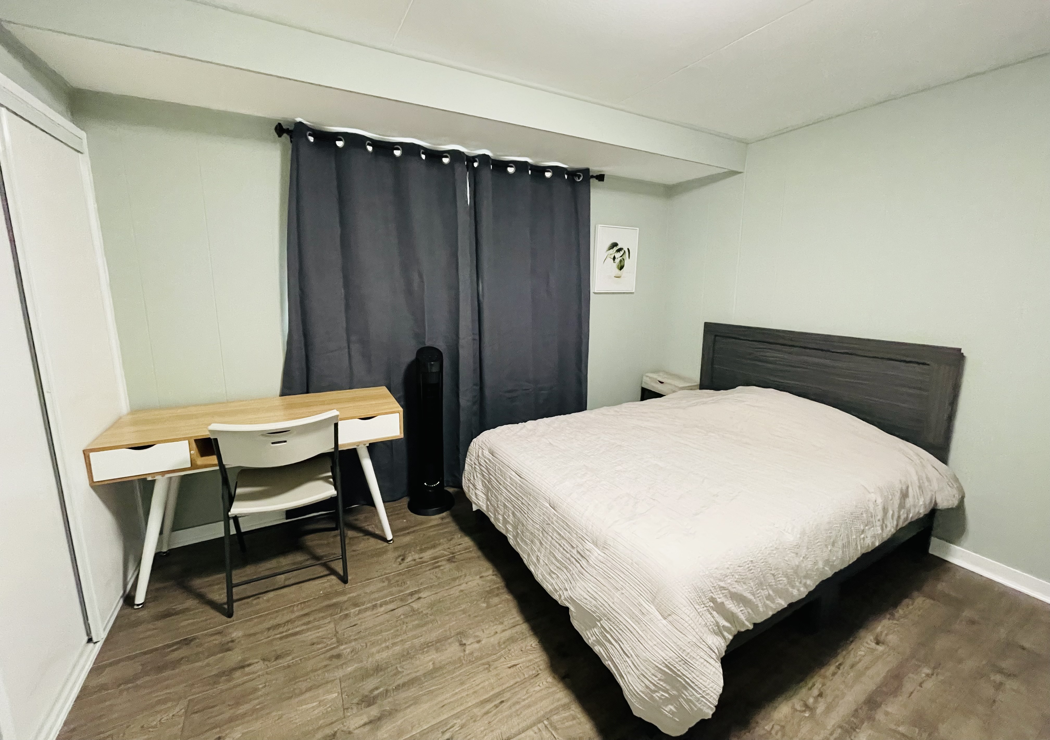 (D) Private room nearby UHM w/AC in Primary Urban Center, Hawaii