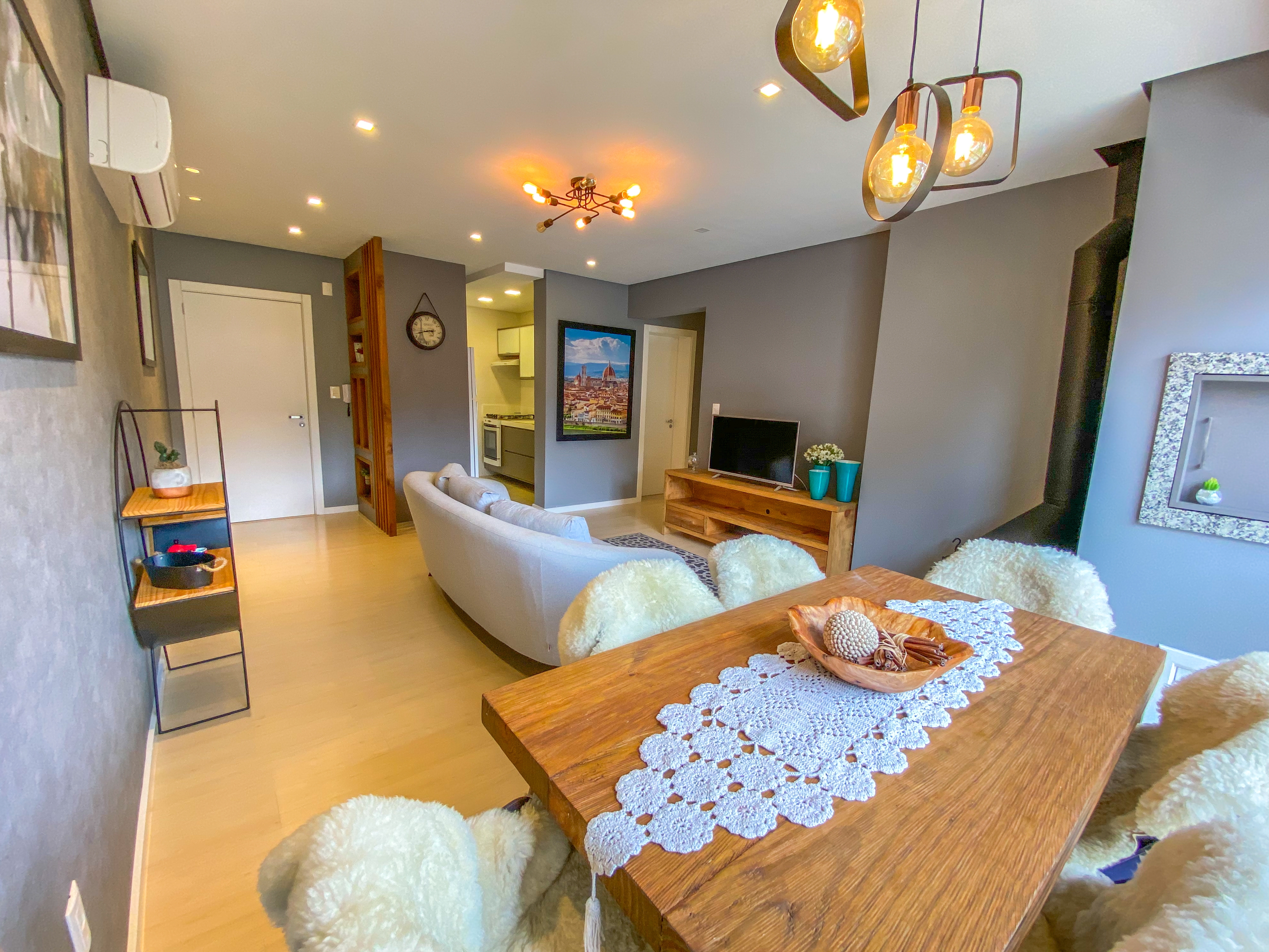 BEAUTIFUL Penthouse / 1 block from the Catedral de Pedra