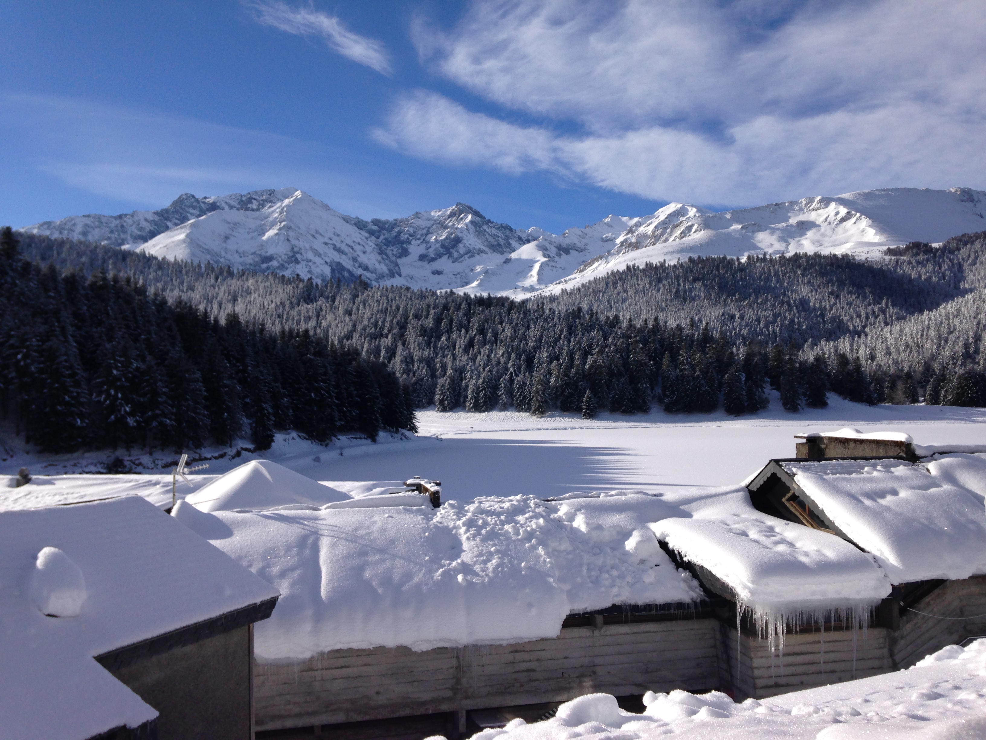 PAYOLLE cottage facing Lake CAMPAN HAUTES-PYRÉNÉES