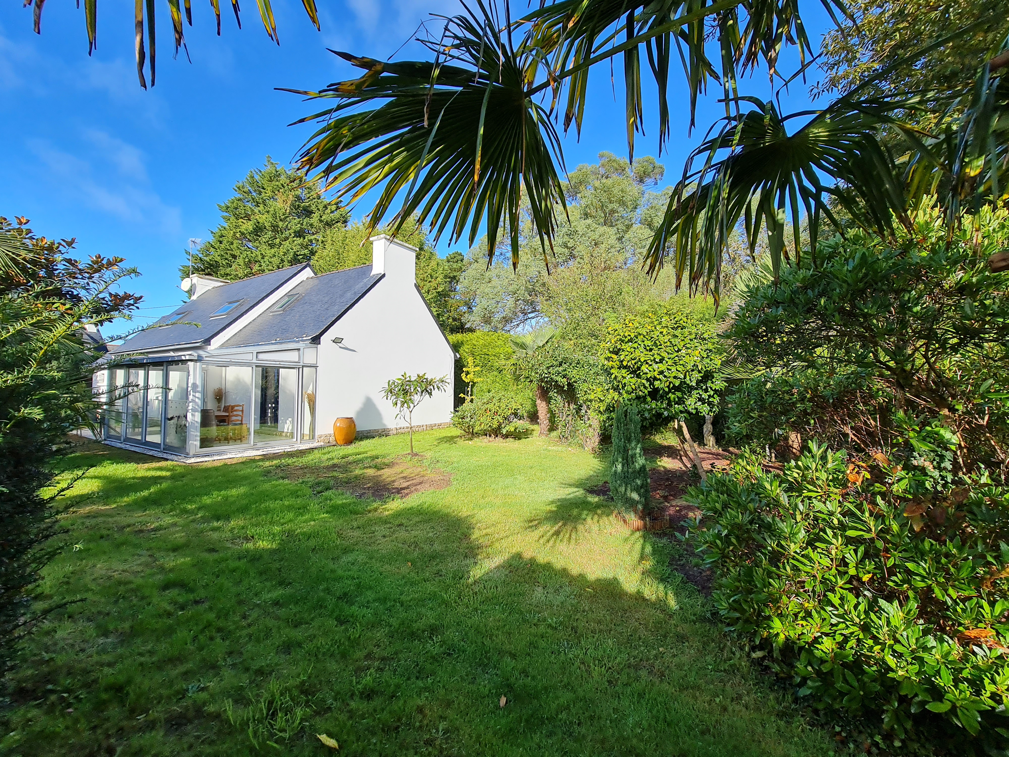 Ker Ocean, Between Sea, Forest and Close City