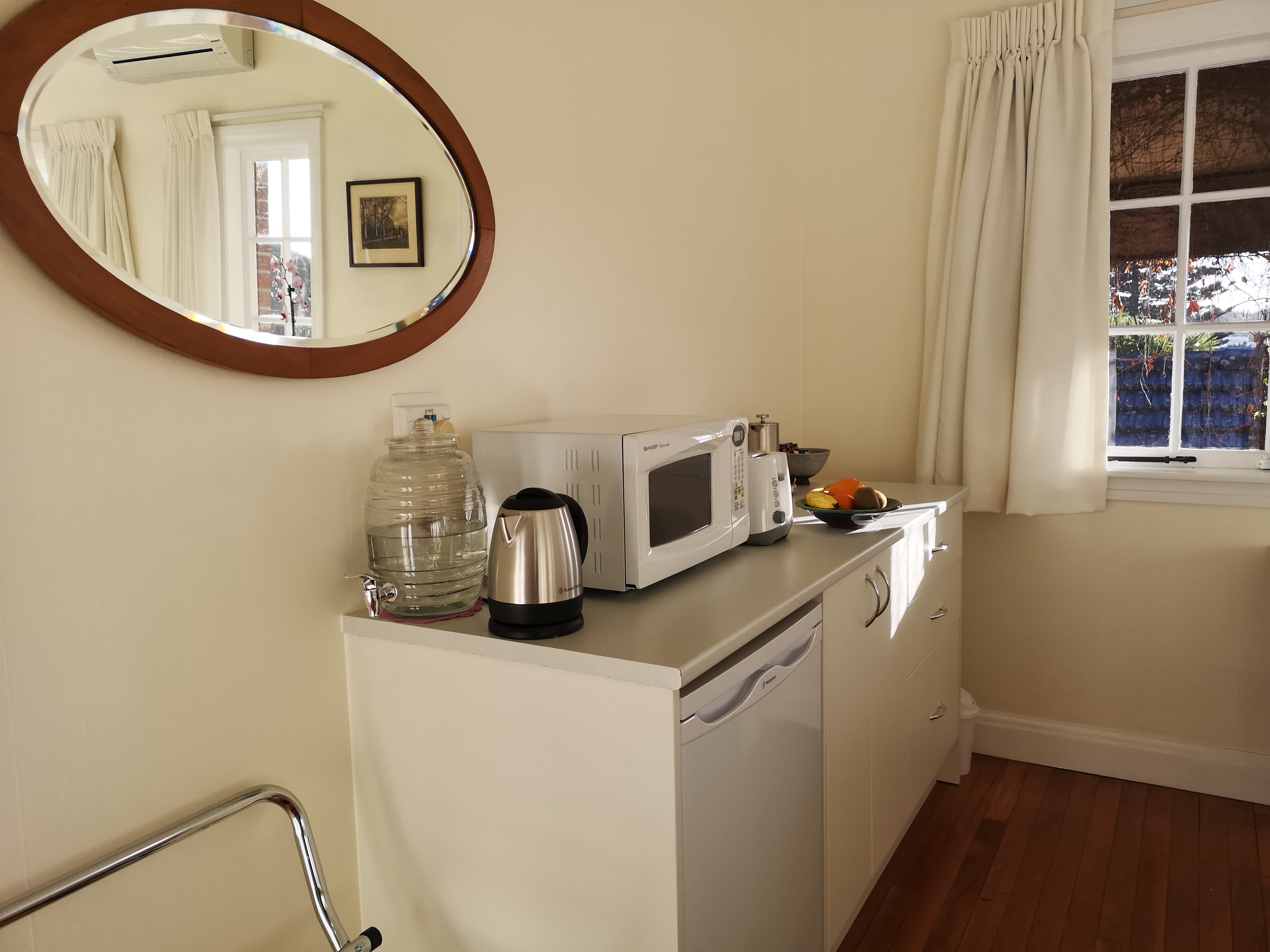 Sunny hideaway Newmarket Auckland, New Zealand Airbnb Airbnb