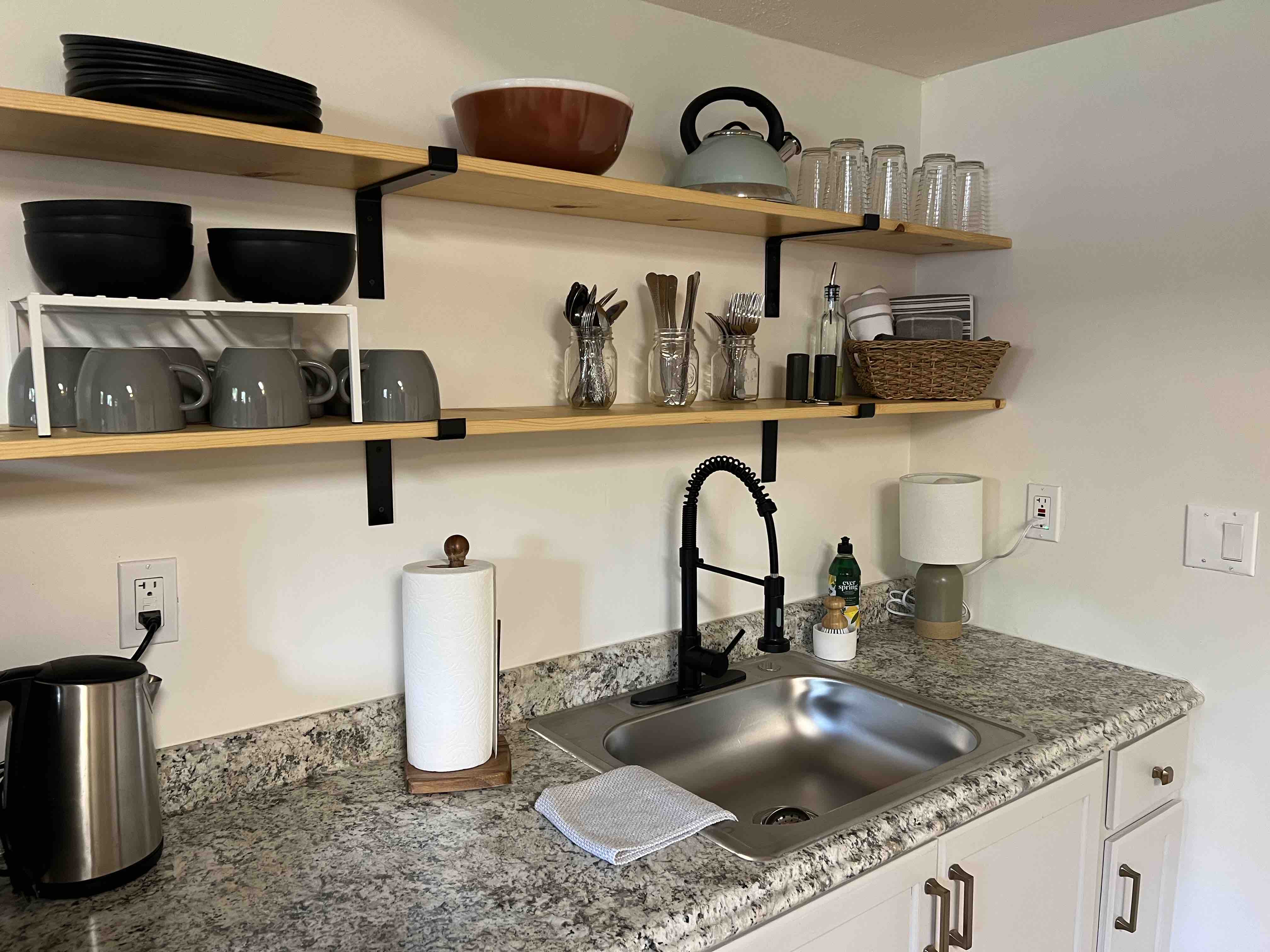 Heart of Bozeman: Two-Bedroom Private Suite in Bozeman, Bozeman