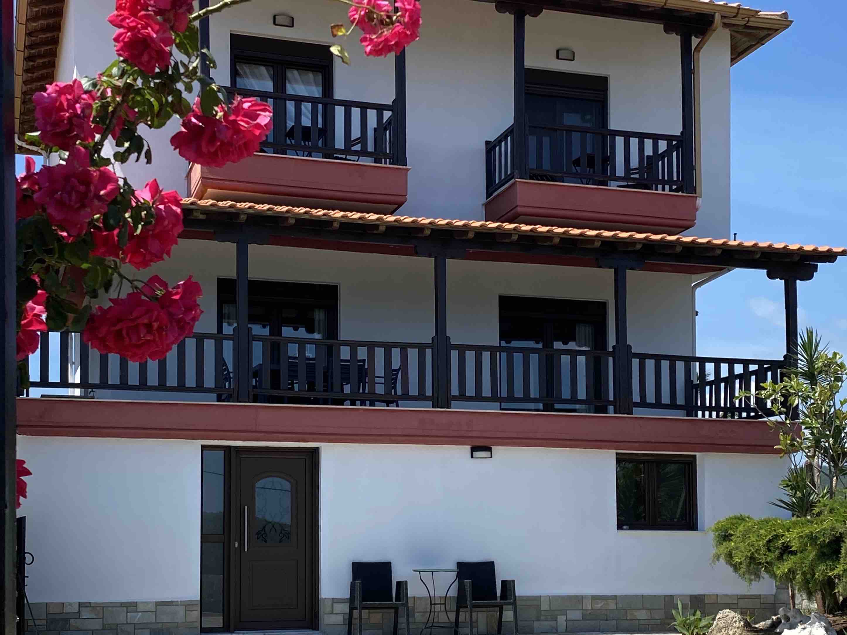 Beach House in Ierissos, Halkidiki Villas for Rent in Ierissos