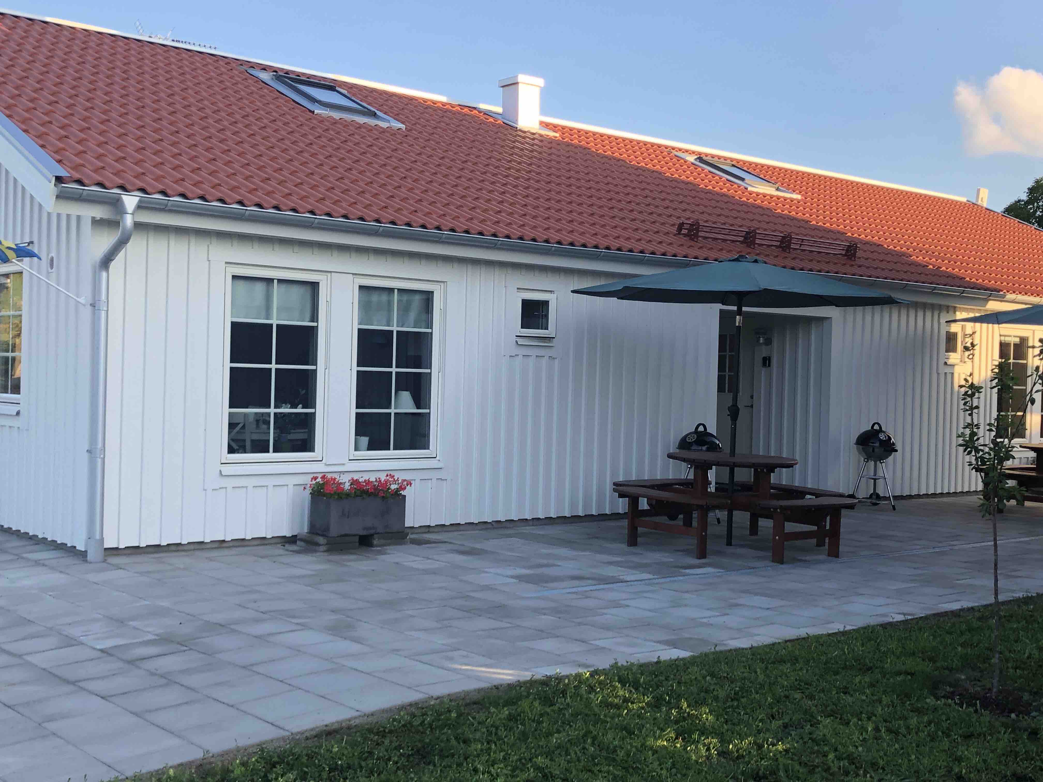 Farmhouse Entire apartment with AC in central Borgholm
