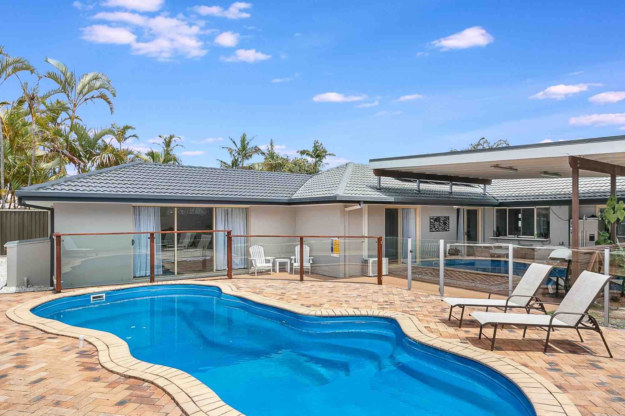Bogangar family pad with pool by uHoliday