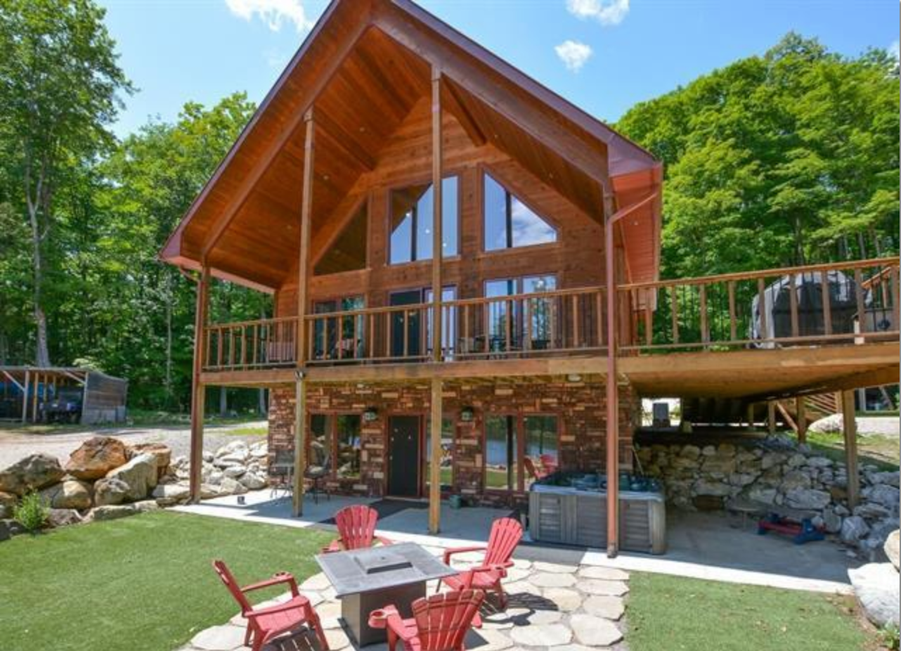 Le Sinclair chalet Chalets à louer à Duclos, Québec, Canada