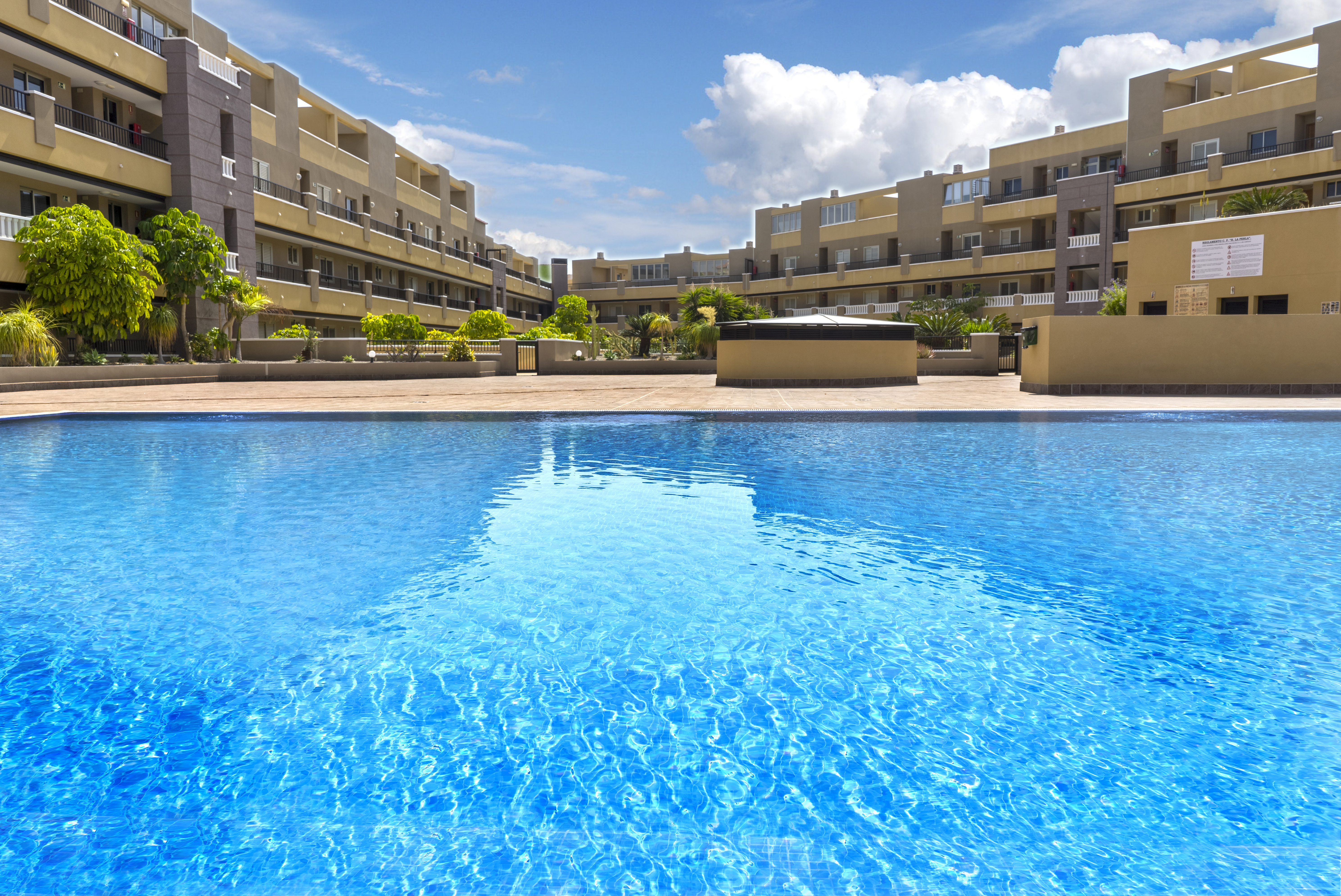 La Perla Beach Apartment with Pool (Ocean View) - Apartamentos en alquiler  en El Médano, Canarias, España