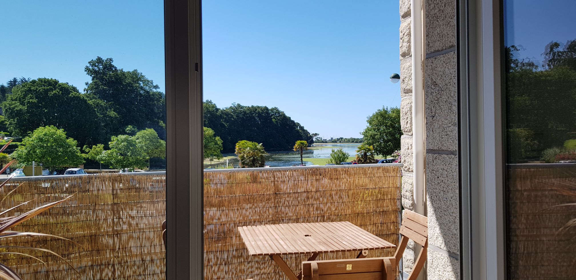 La Foret Fouesnant, beautiful T2 apartment on the bay