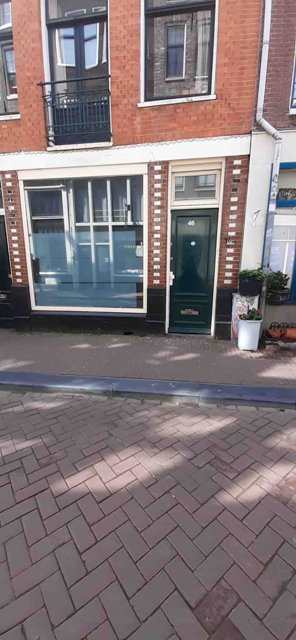 Room Aris (not suitable for parties) โ Amsterdam stay