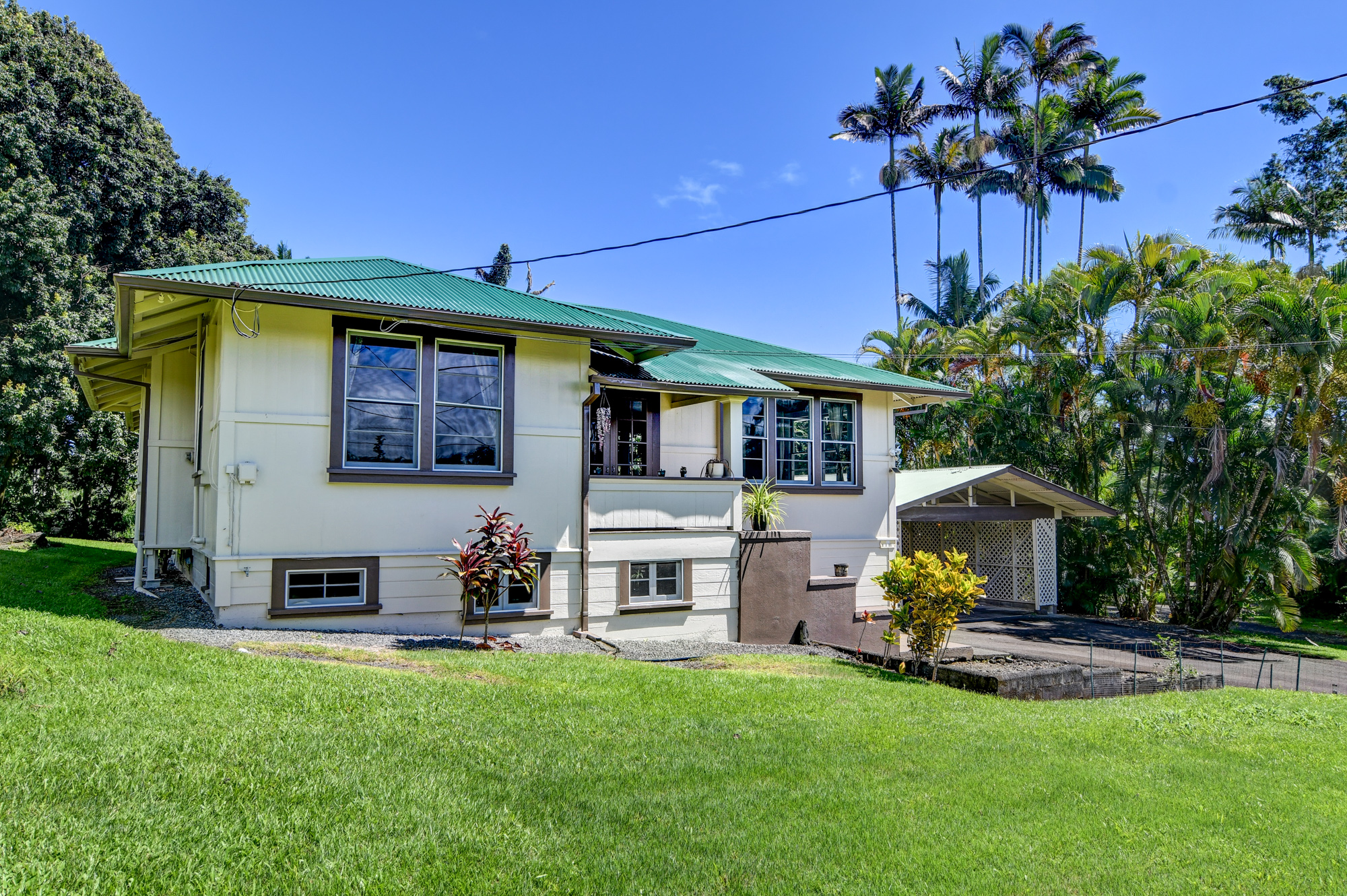 Spacious Historic Estate 5 min walk to Hilo/Bay Houses for Rent in