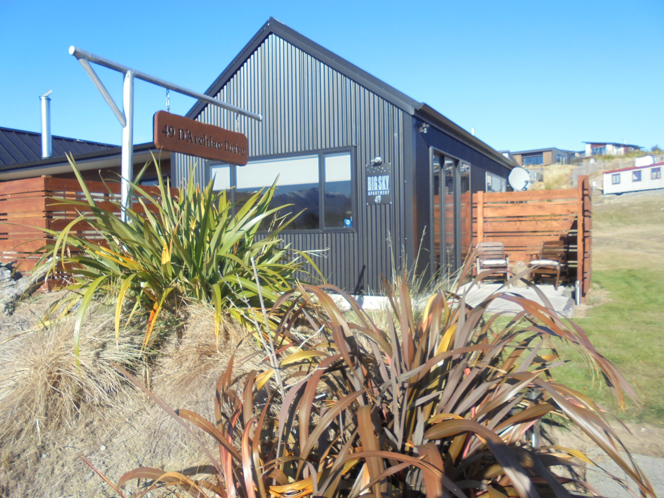 Big Sky Apartment, Lake Tekapo: sunny and central