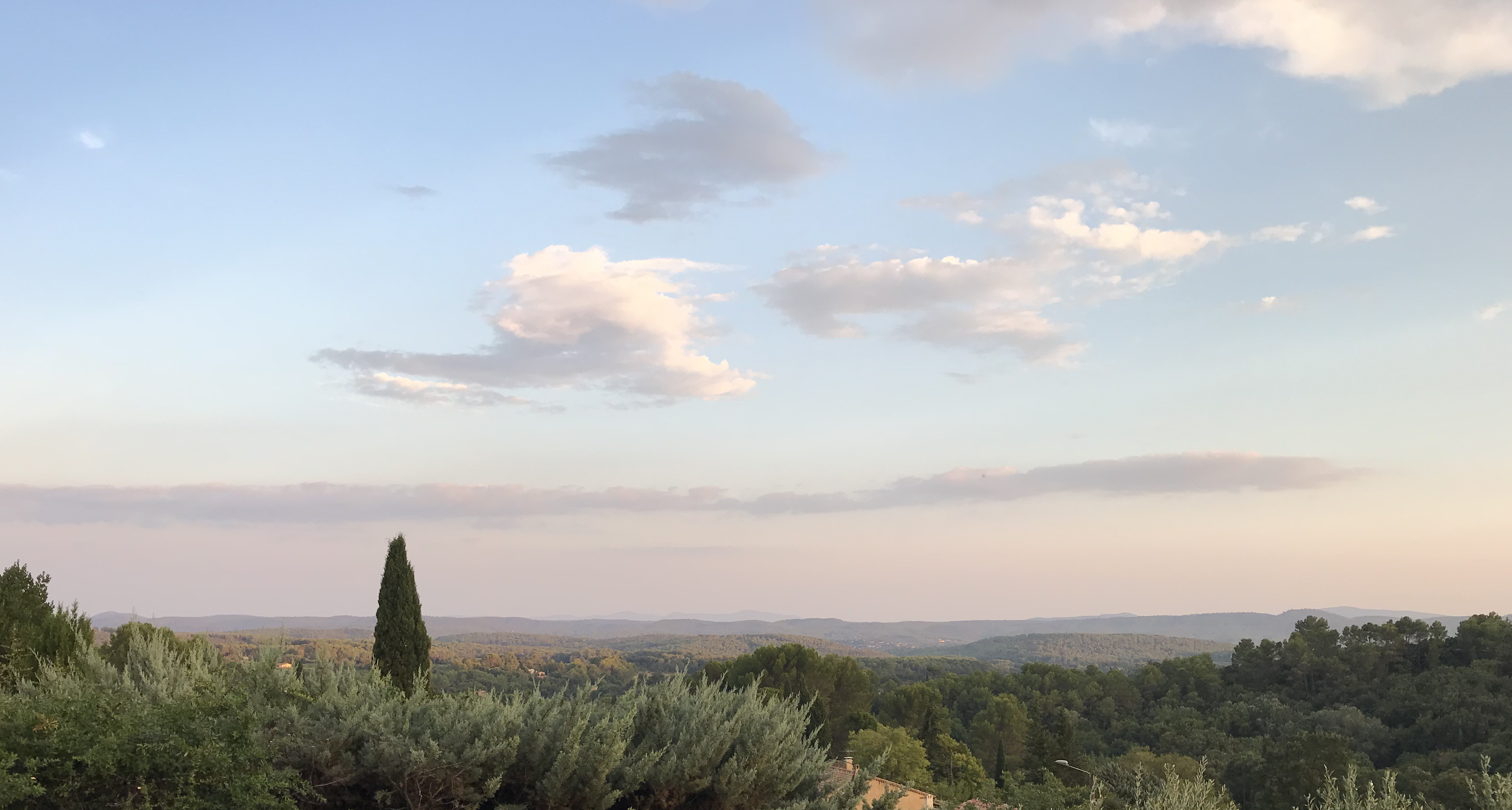Harry's Place - House with great views, pool & AC