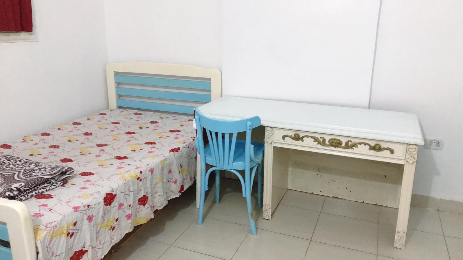 L-Student room at heart of Cairo.