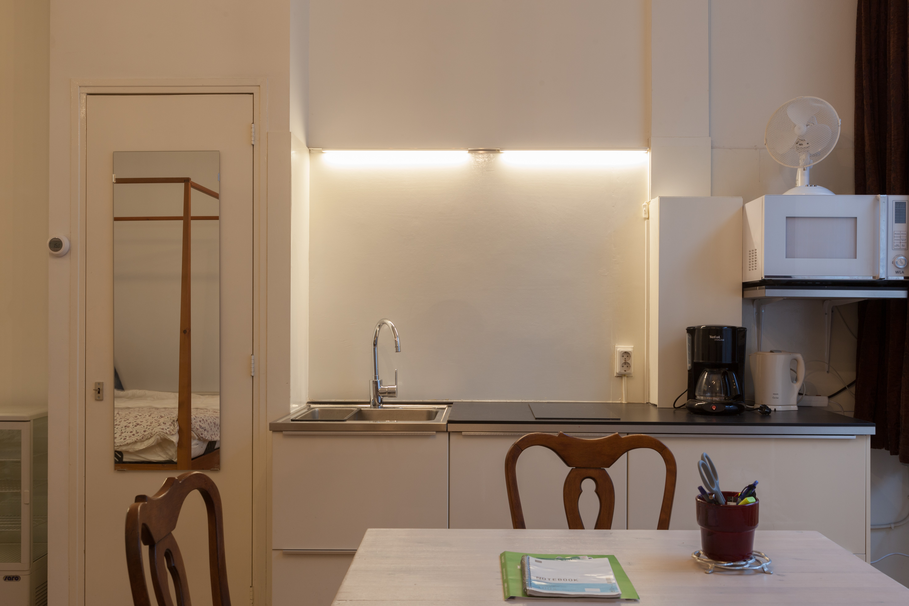 Private Studio in the “Pijp” near hotspots