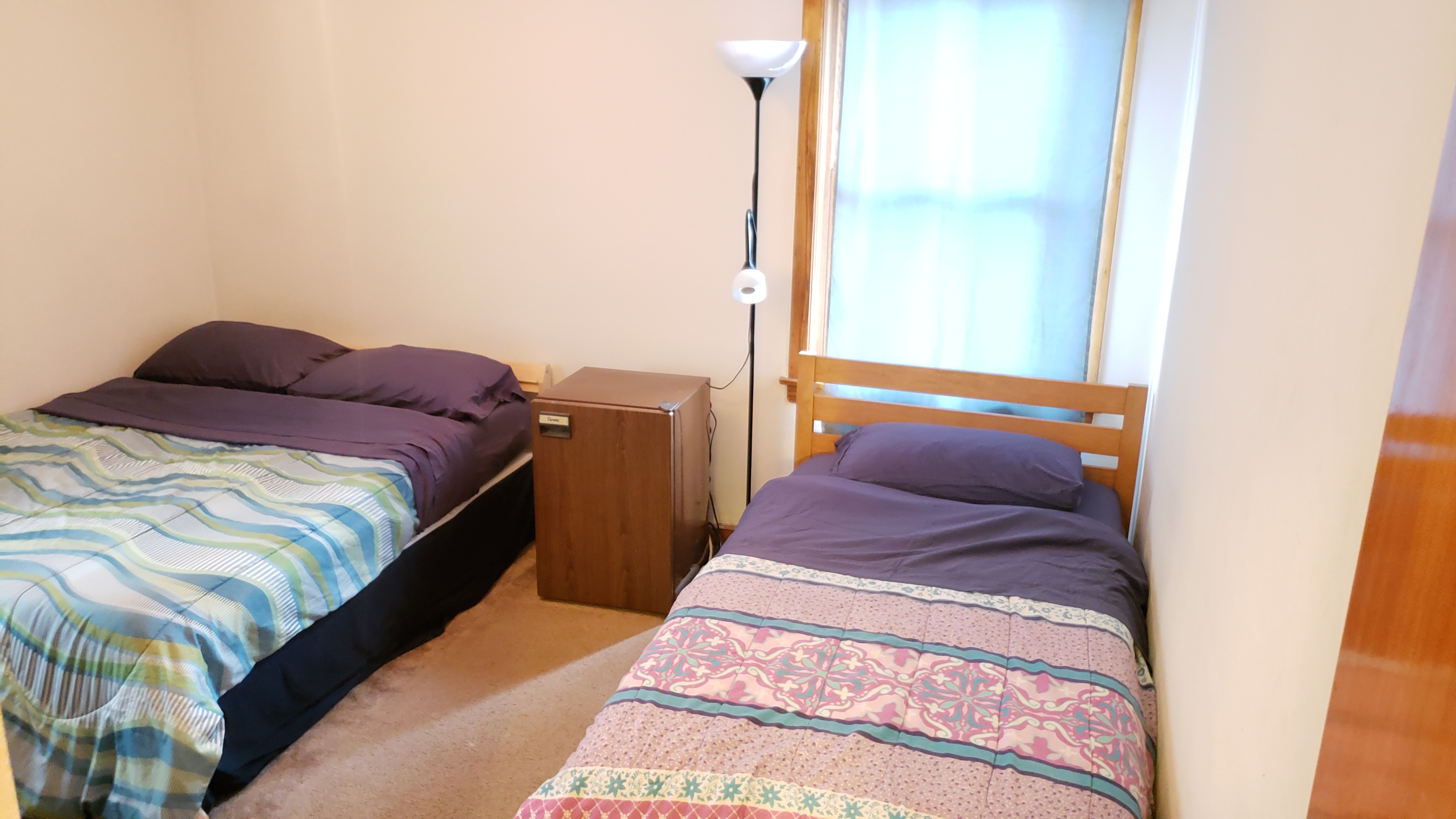 02b. Twin bed in Coed Space in West Ridge, Chicago