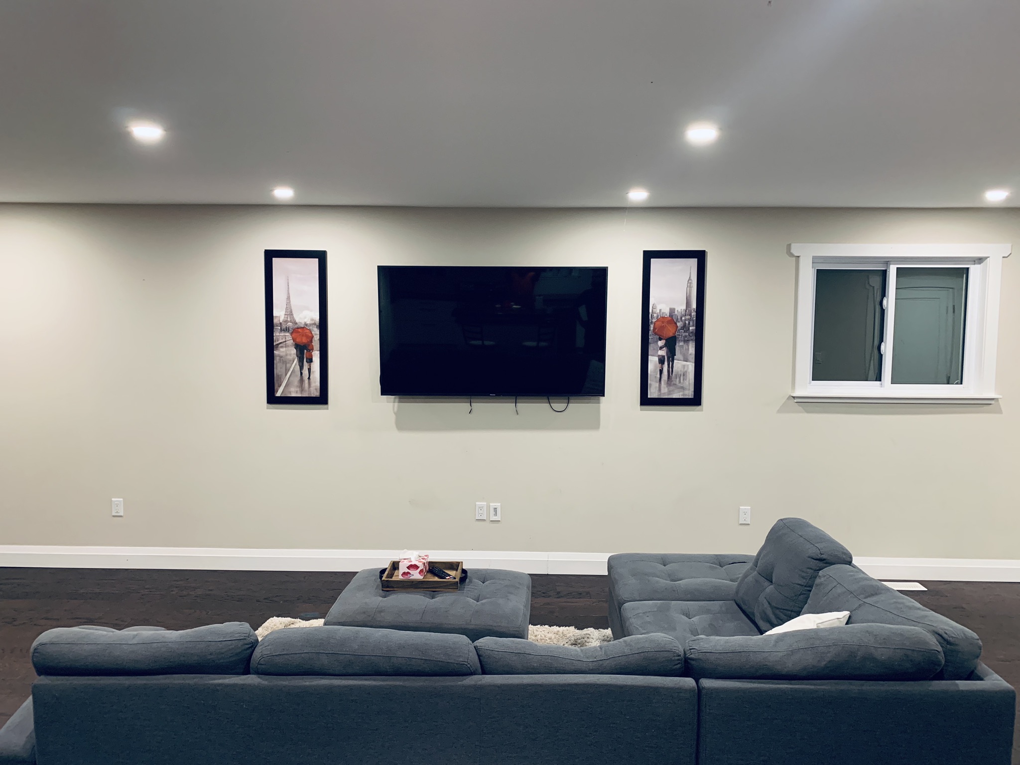 Cozy Getaway at Oak Street Cottage Cottages for Rent in Innisfil, Ontario, Canada Airbnb