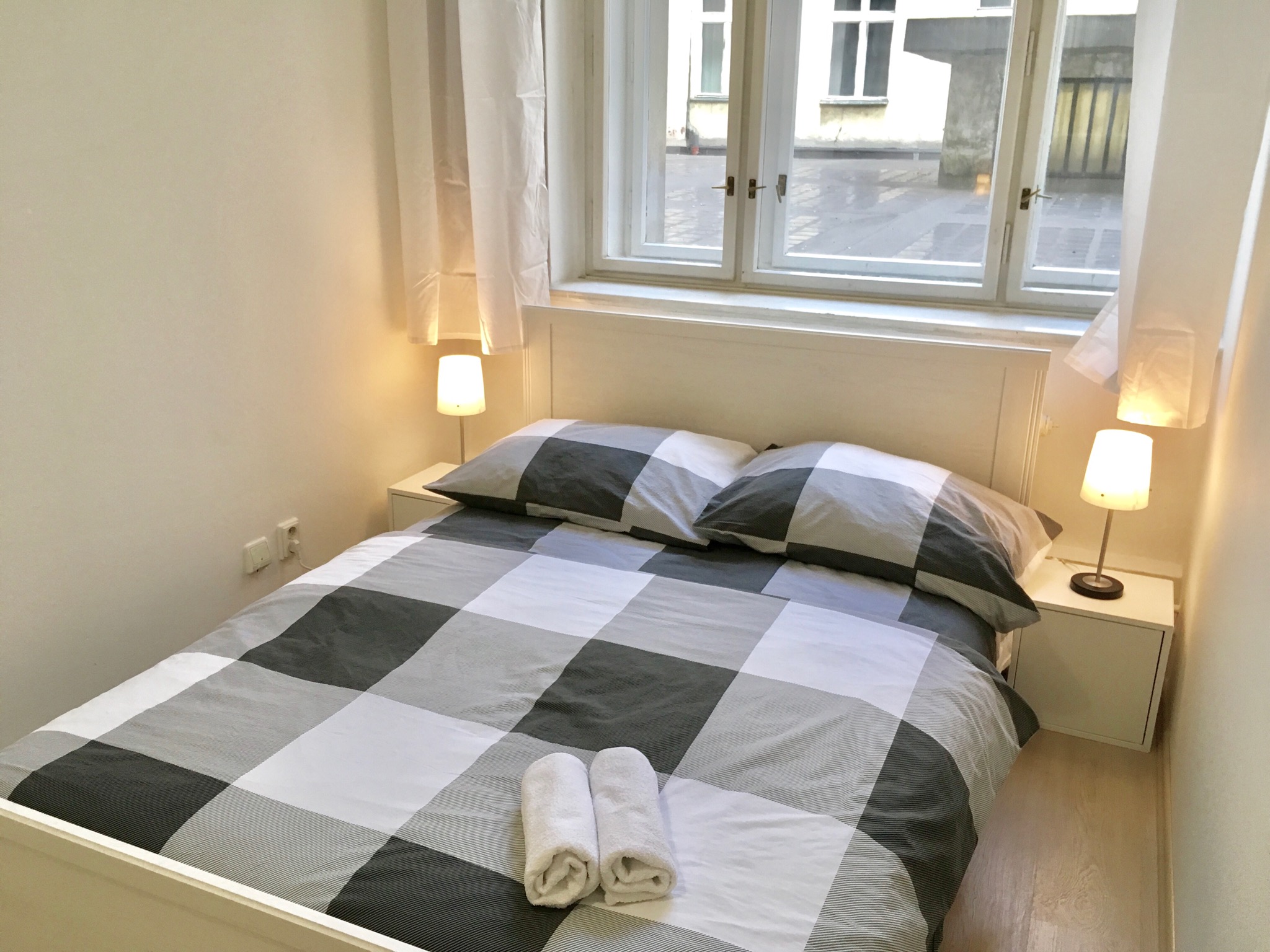 Old Town comfortable bedroom