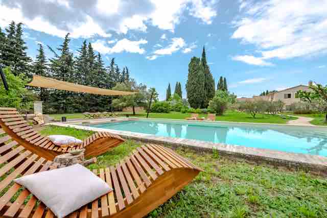Mas 5 bedrooms with pool in the heart of the Alpilles
