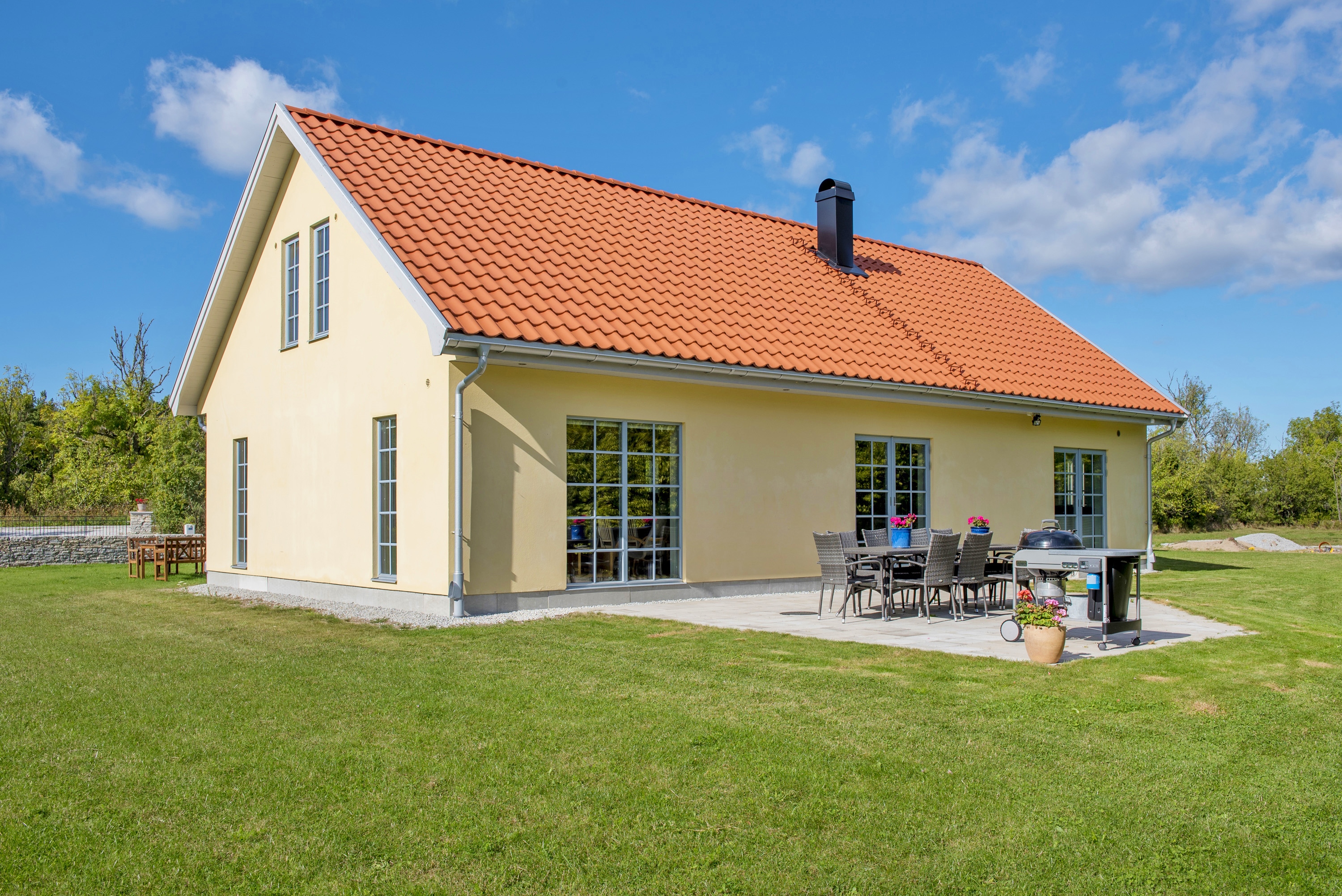Modern and spacious house Villa Tofta