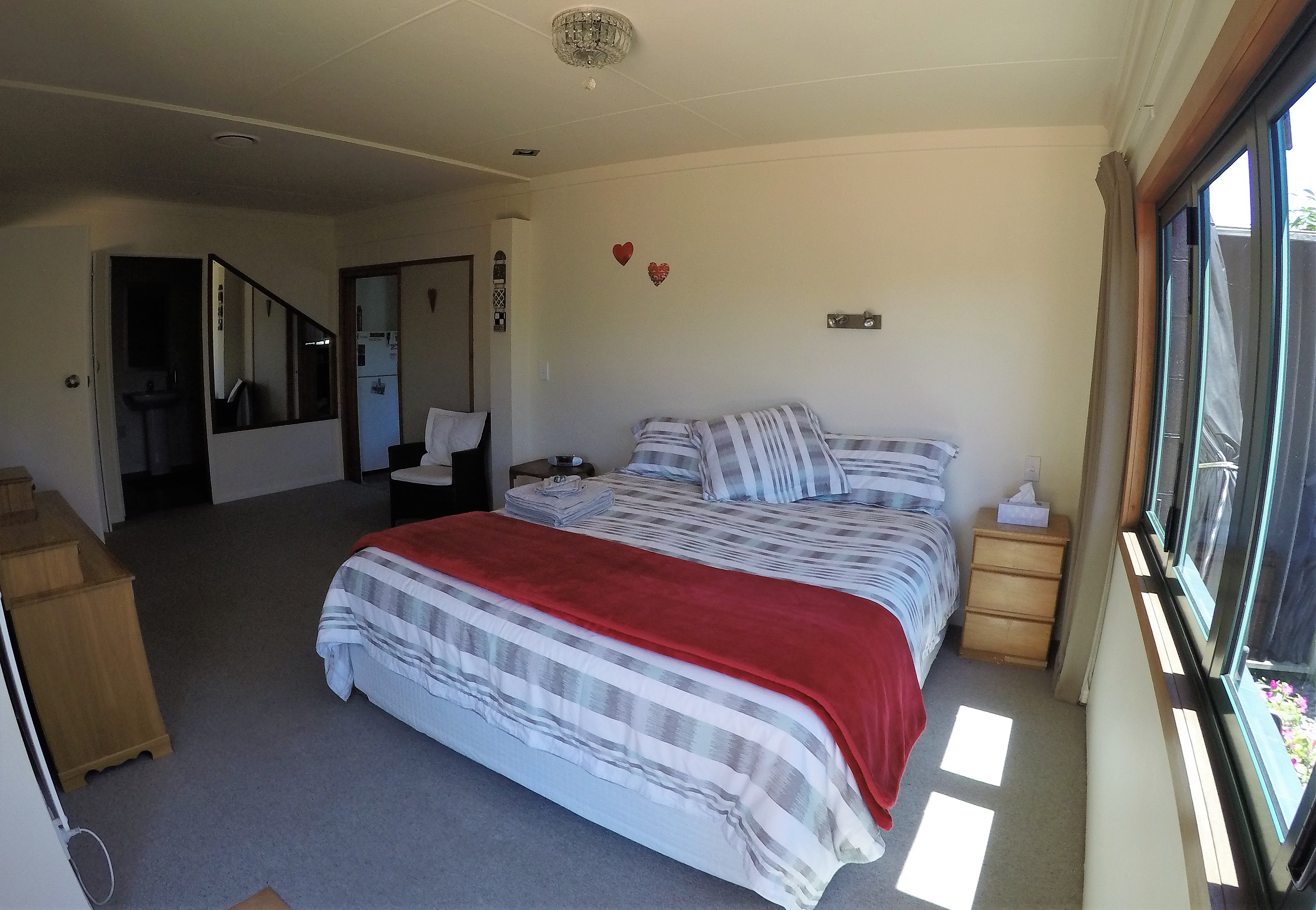 Spacious private unit with indoor outdoor flow Apartments for Rent in