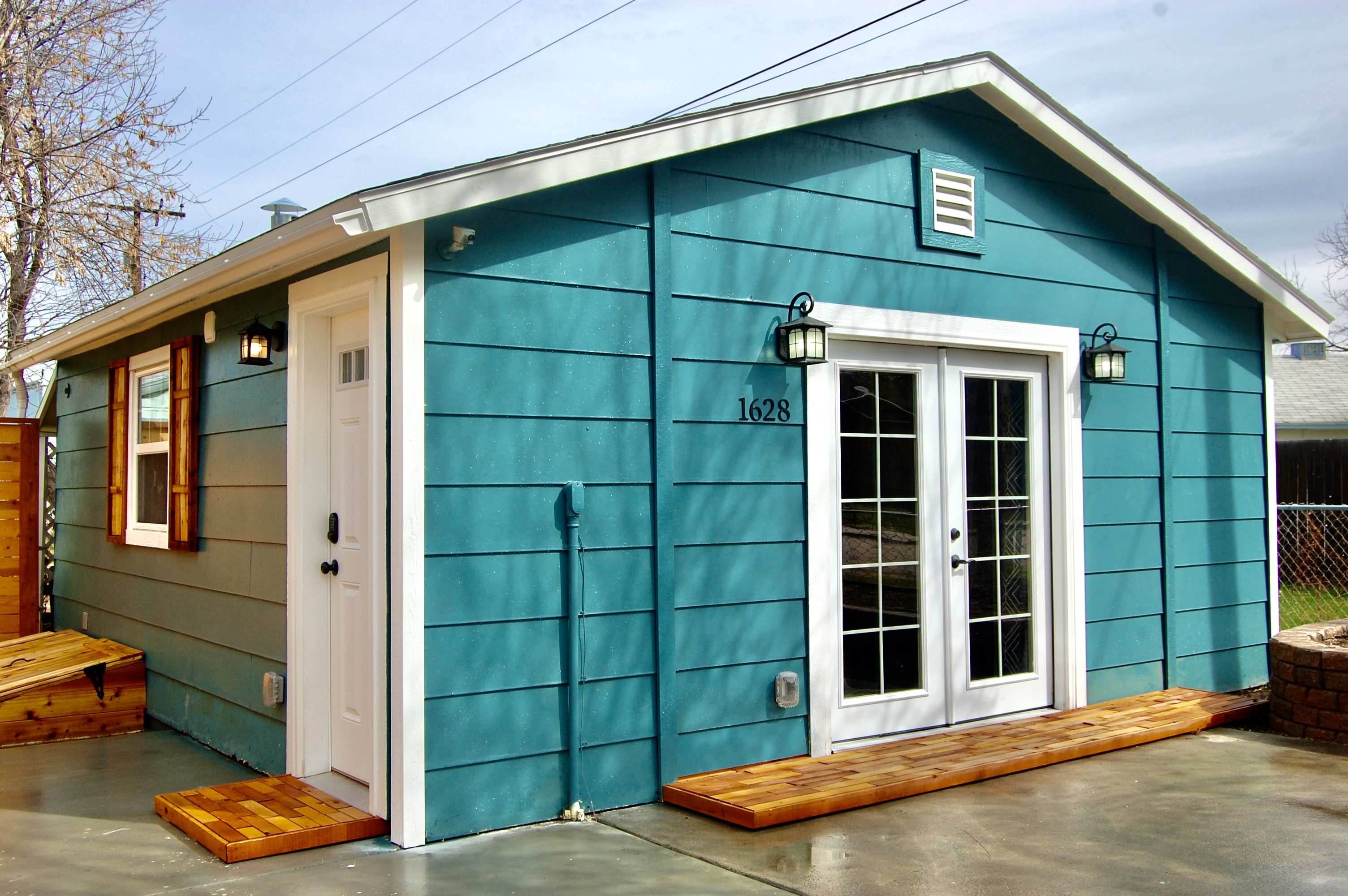 Little House on The Bench Tiny houses for Rent in Boise, Idaho
