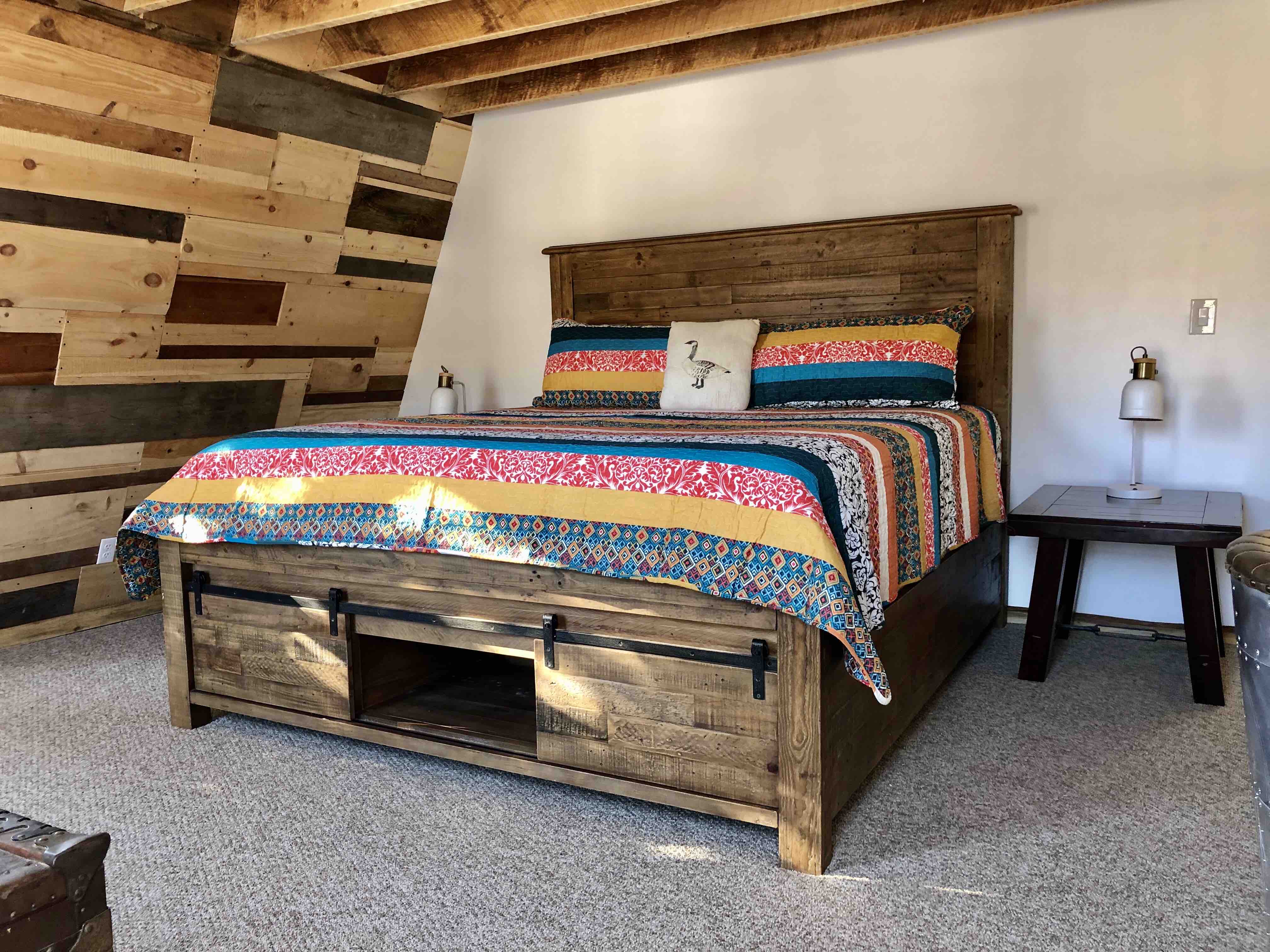 The Camptons House /Heated Pool/Sauna/HotTub/Pond Houses for Rent in