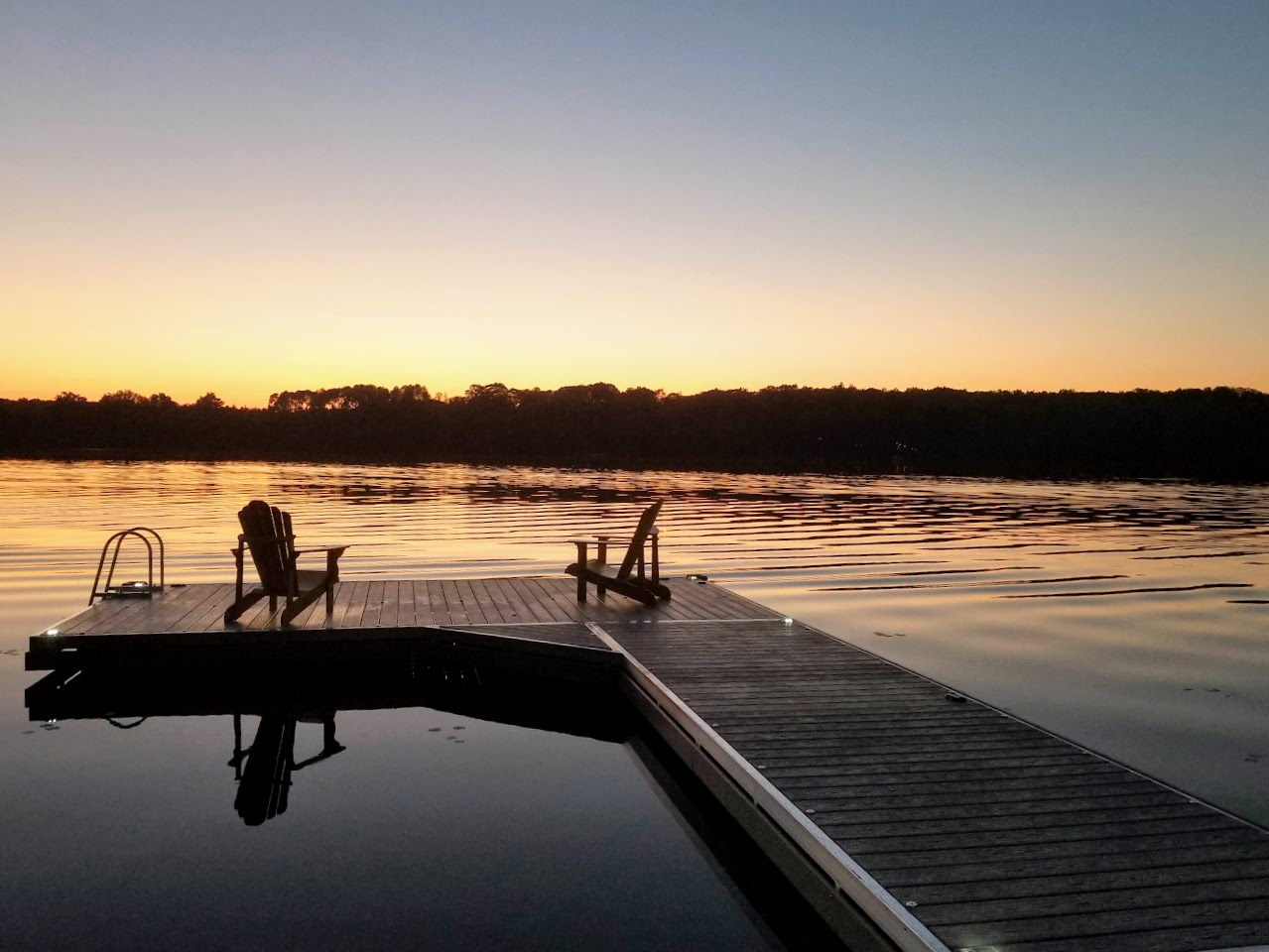 Private waterfront cottage loaded with amenities Cottages for Rent in Shallow Lake, Ontario