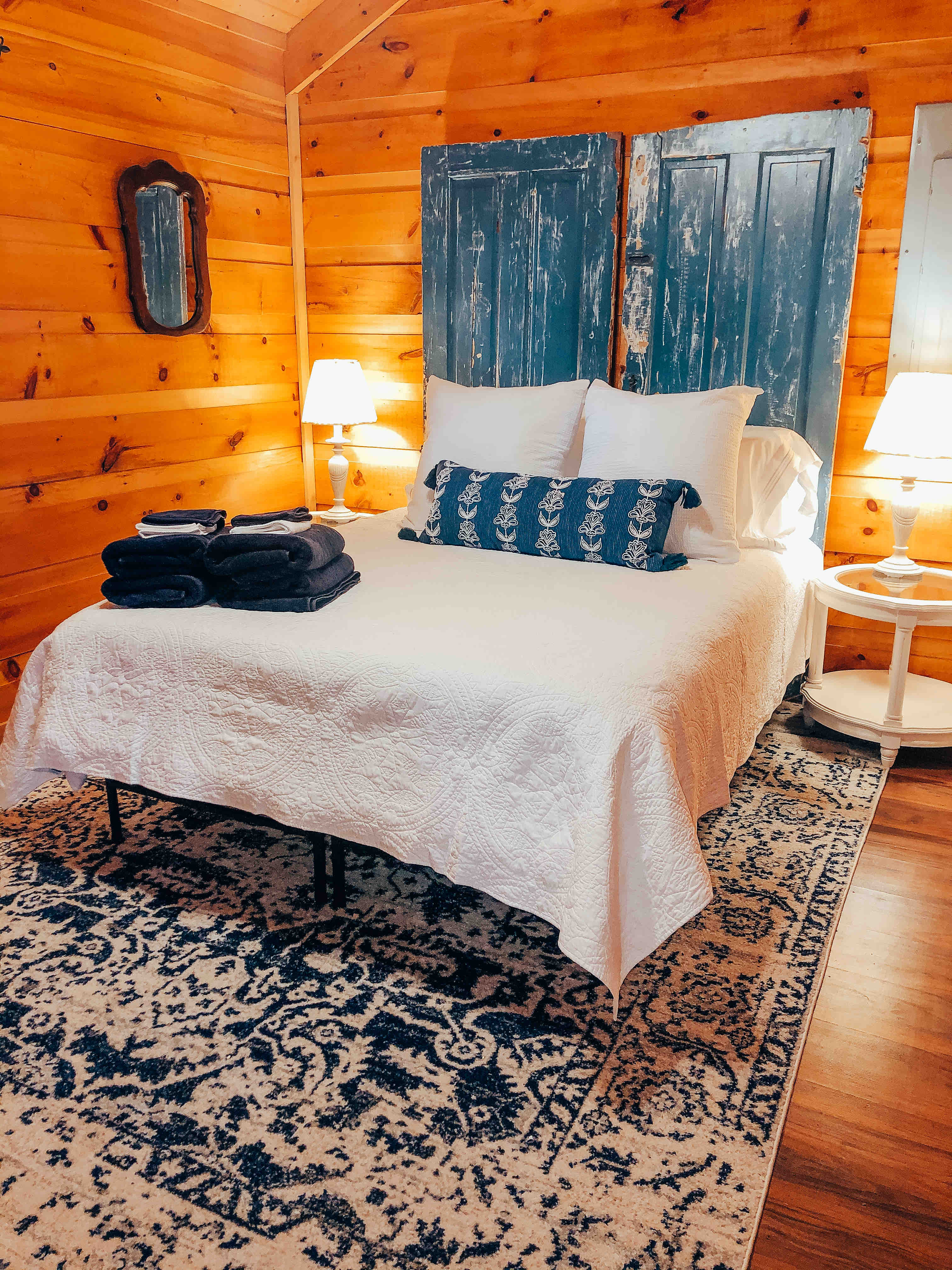 Little Lake Cabin Cabins for Rent in Brodhead, Kentucky, United