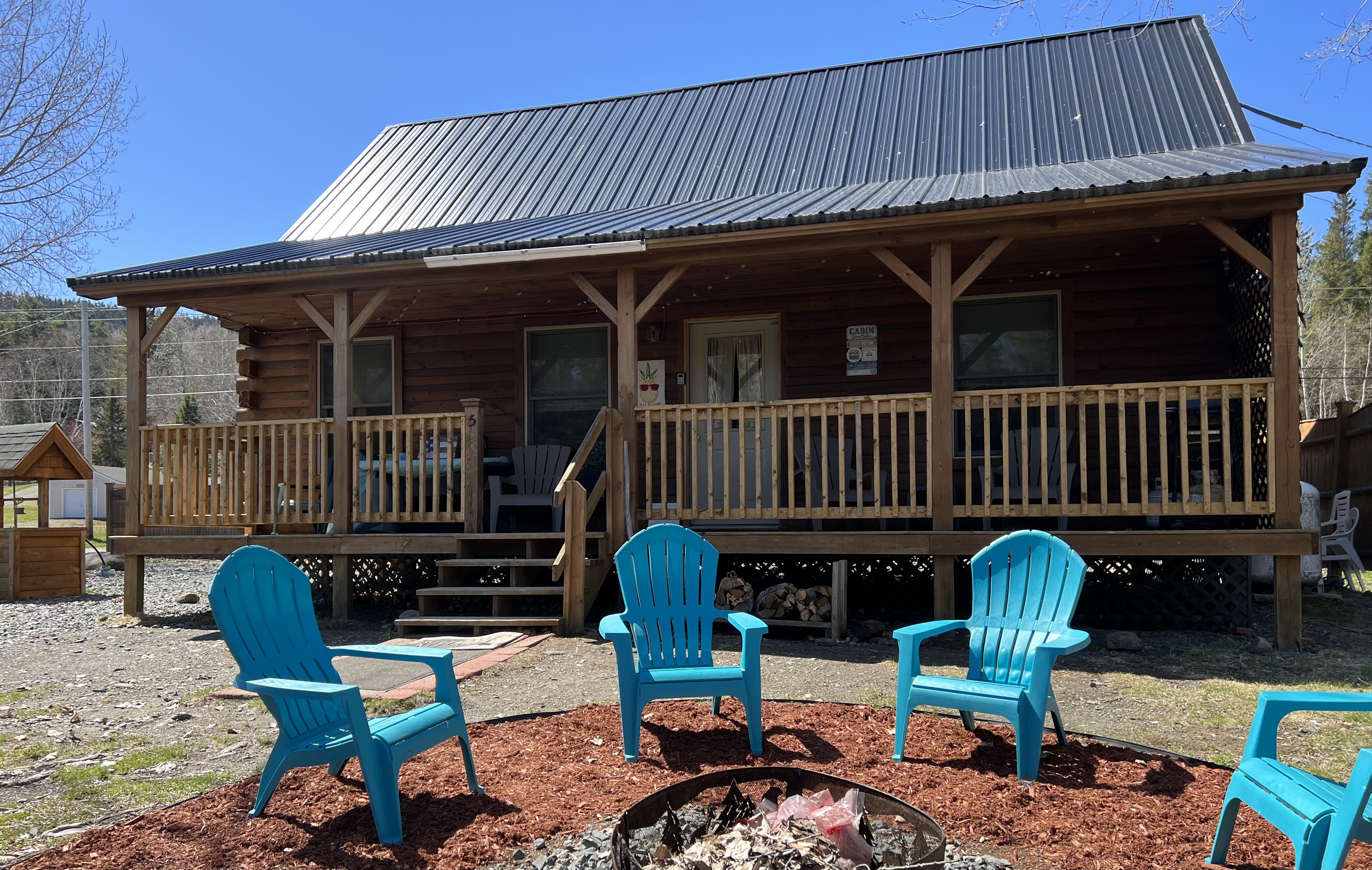 Riverfront Cabin | Trail access & dog friendly