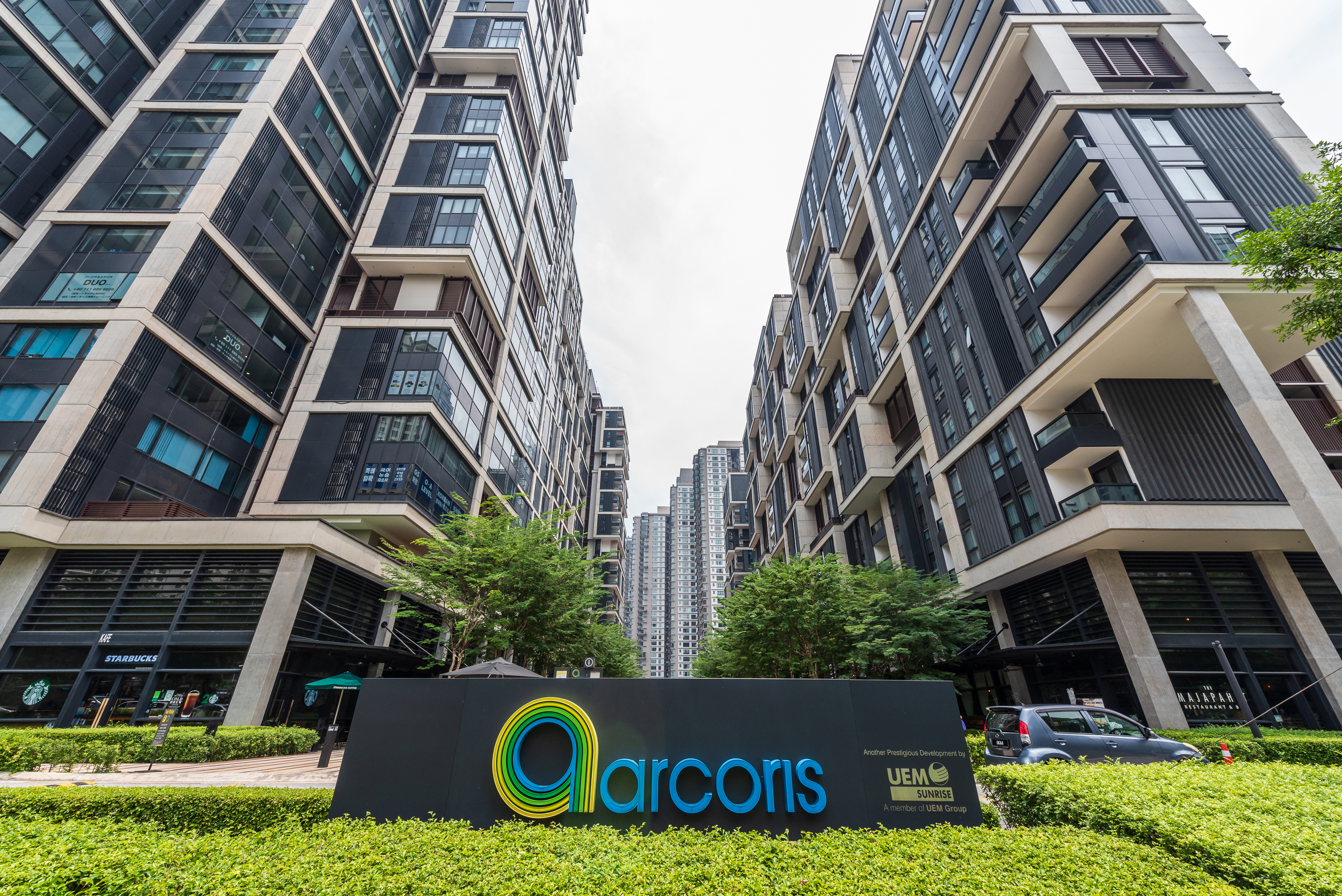 Arcoris Mont Kiara Kl With Balcony 1 To 4pax Condominiums For Rent In Kuala Lumpur Wilayah Persekutuan Kuala Lumpur Malaysia