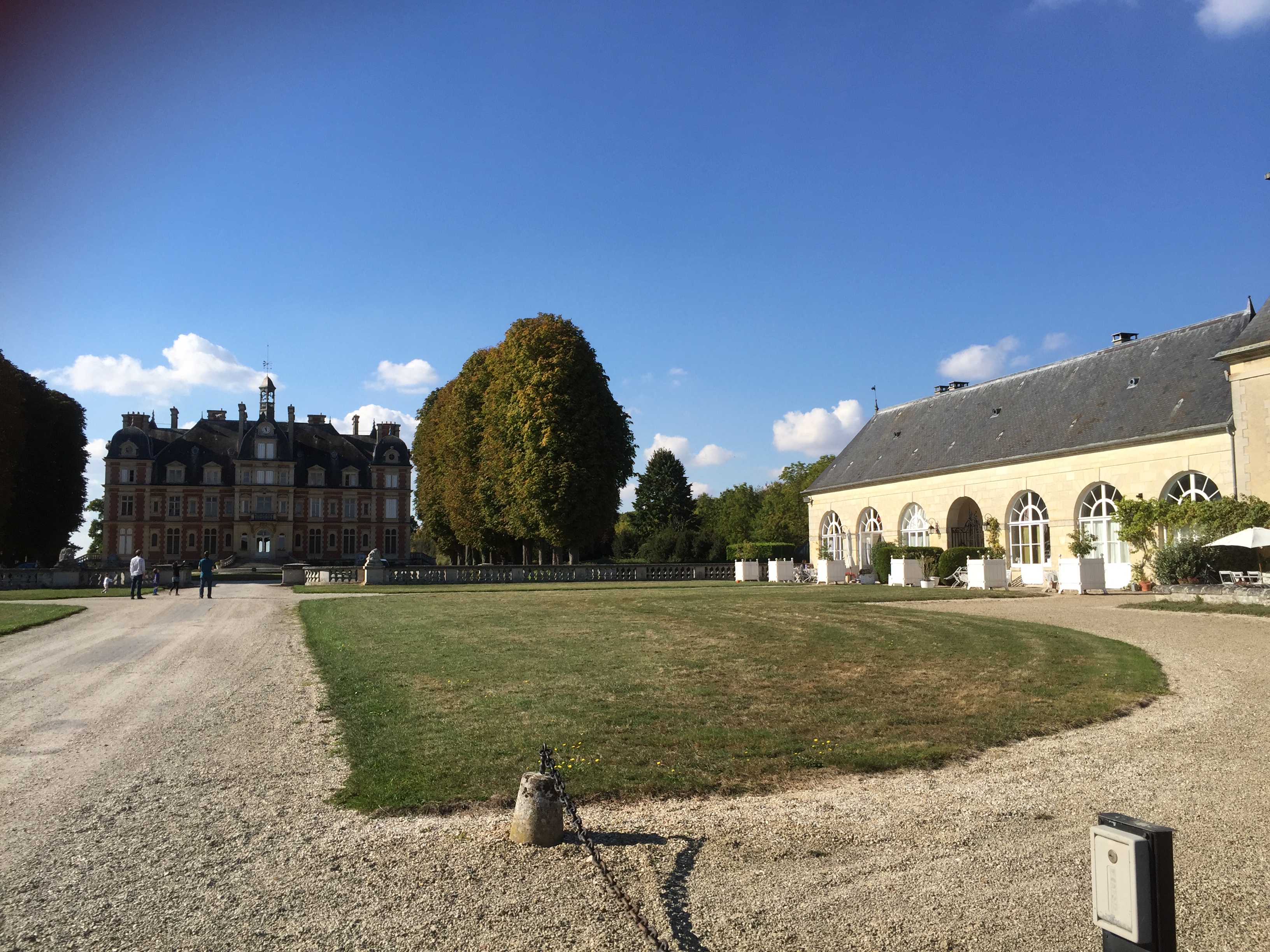 Chateau Orangery 7 Pers 30 Min Disney Condominiums For Rent In Ocquerre Ile De France France