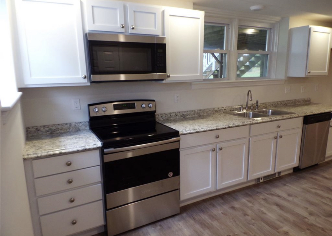 Private Furnished 2 Bed/Bath/Kitchen/Living Room