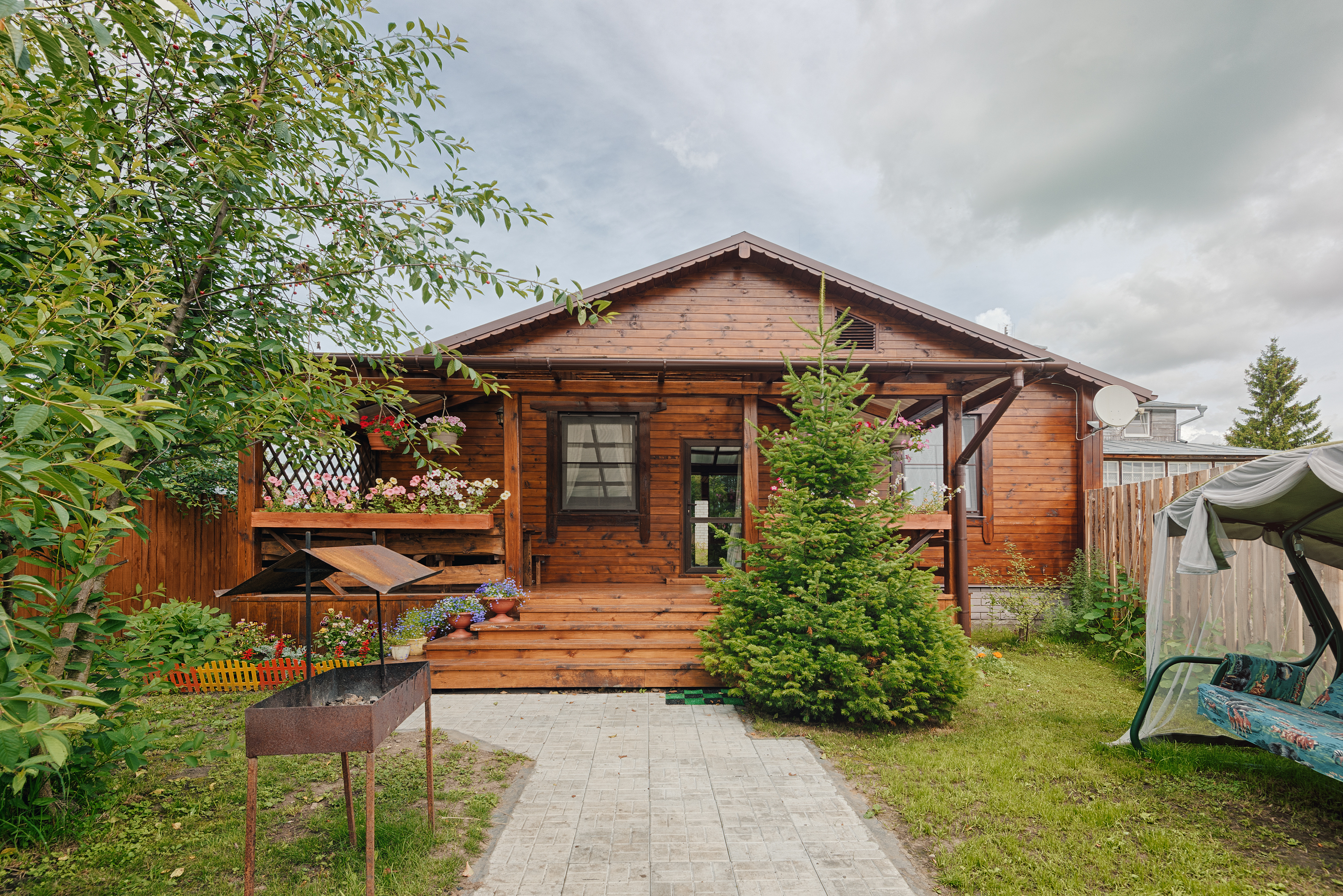 Турбаза радуга нижневартовск. Снять дом с камином в хотьково. Снять гостевой дом с баней. Снять гостевой дом с баней. Гостевой дом владимирская область.